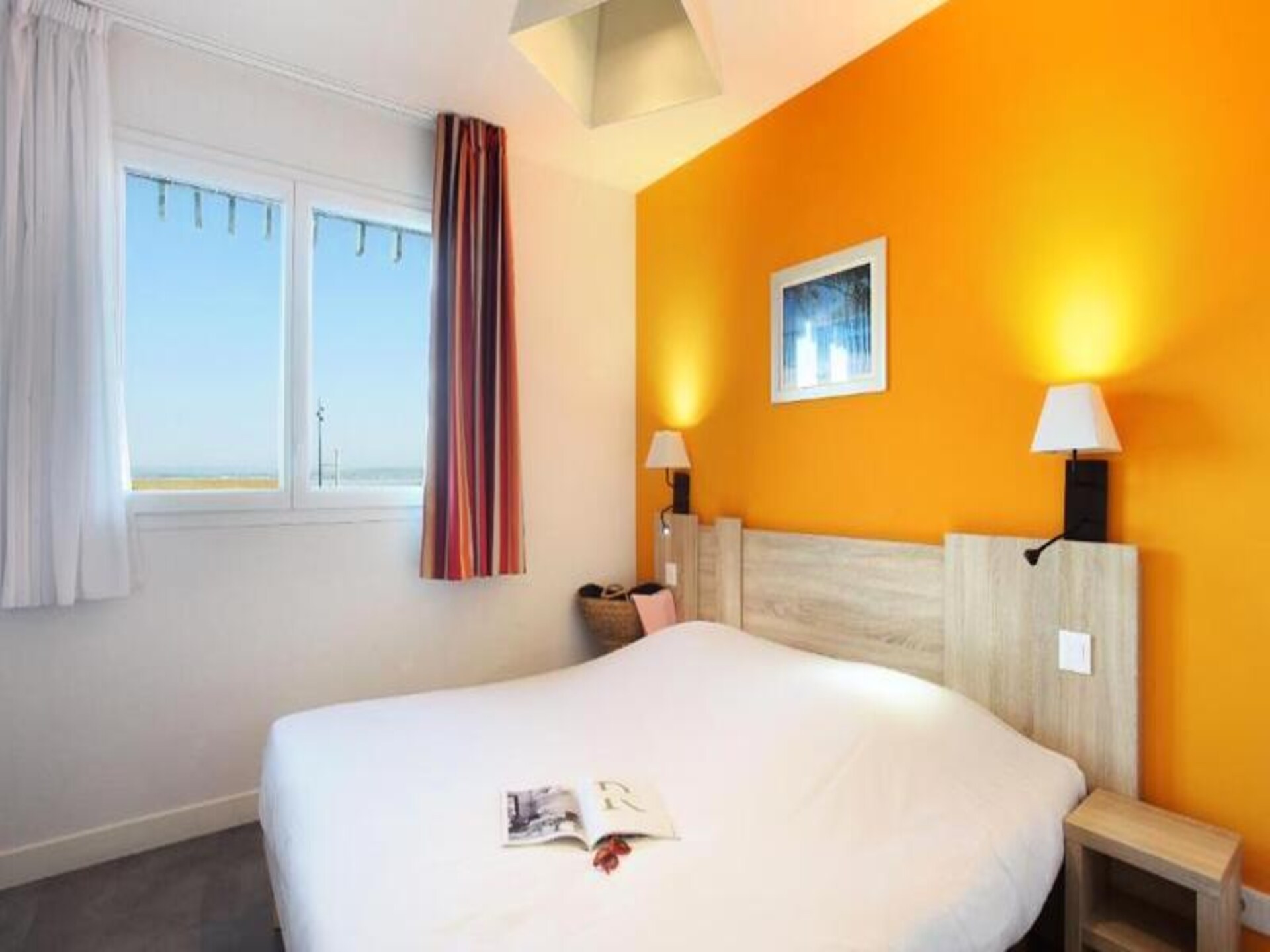 Ruim 8-persoons appartement met terras op 300m van het strand in Sète - foto 16