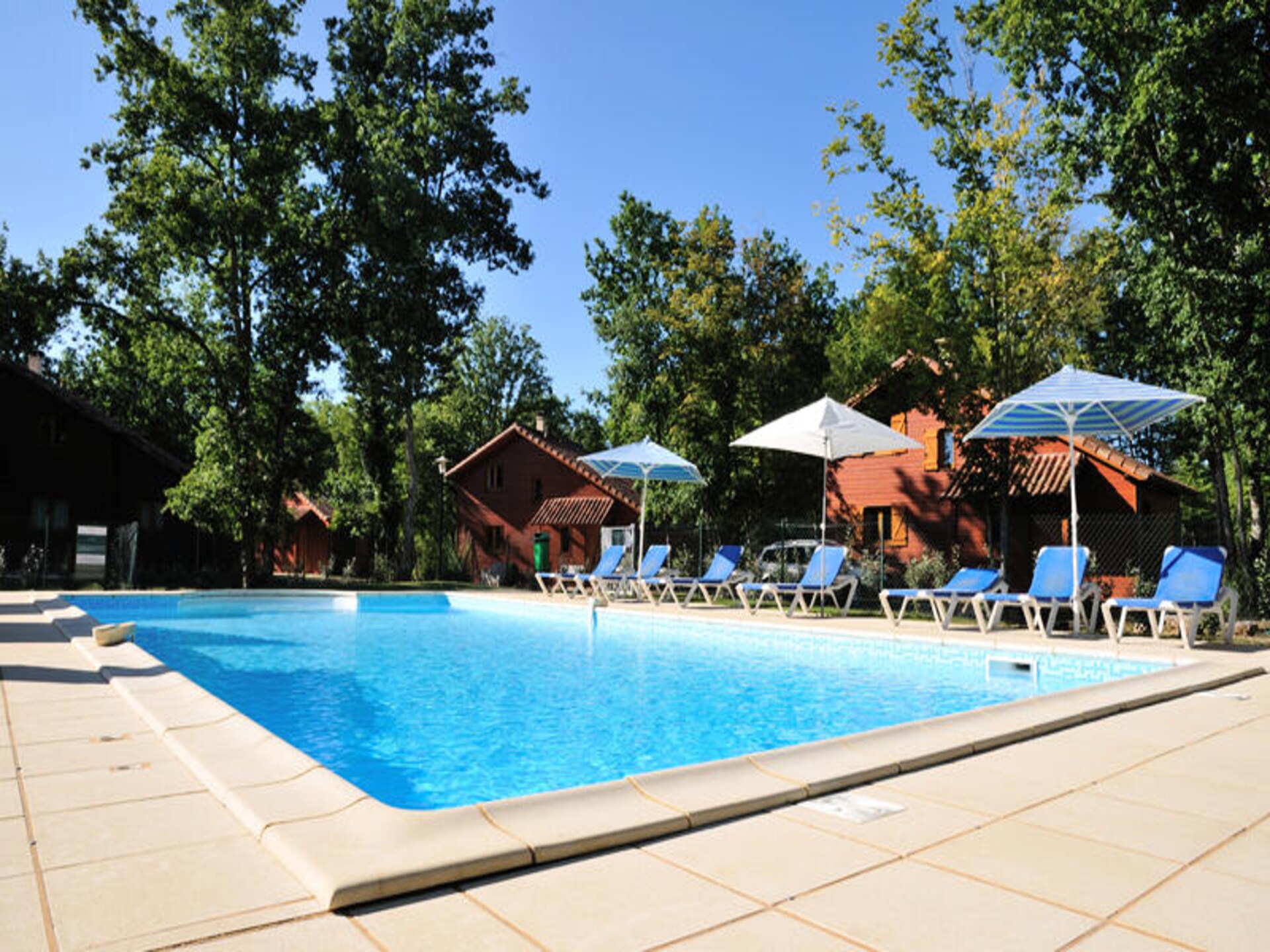 Ruim 8-persoons appartement met tuin bij Souillac Golf & Country Club - foto 2