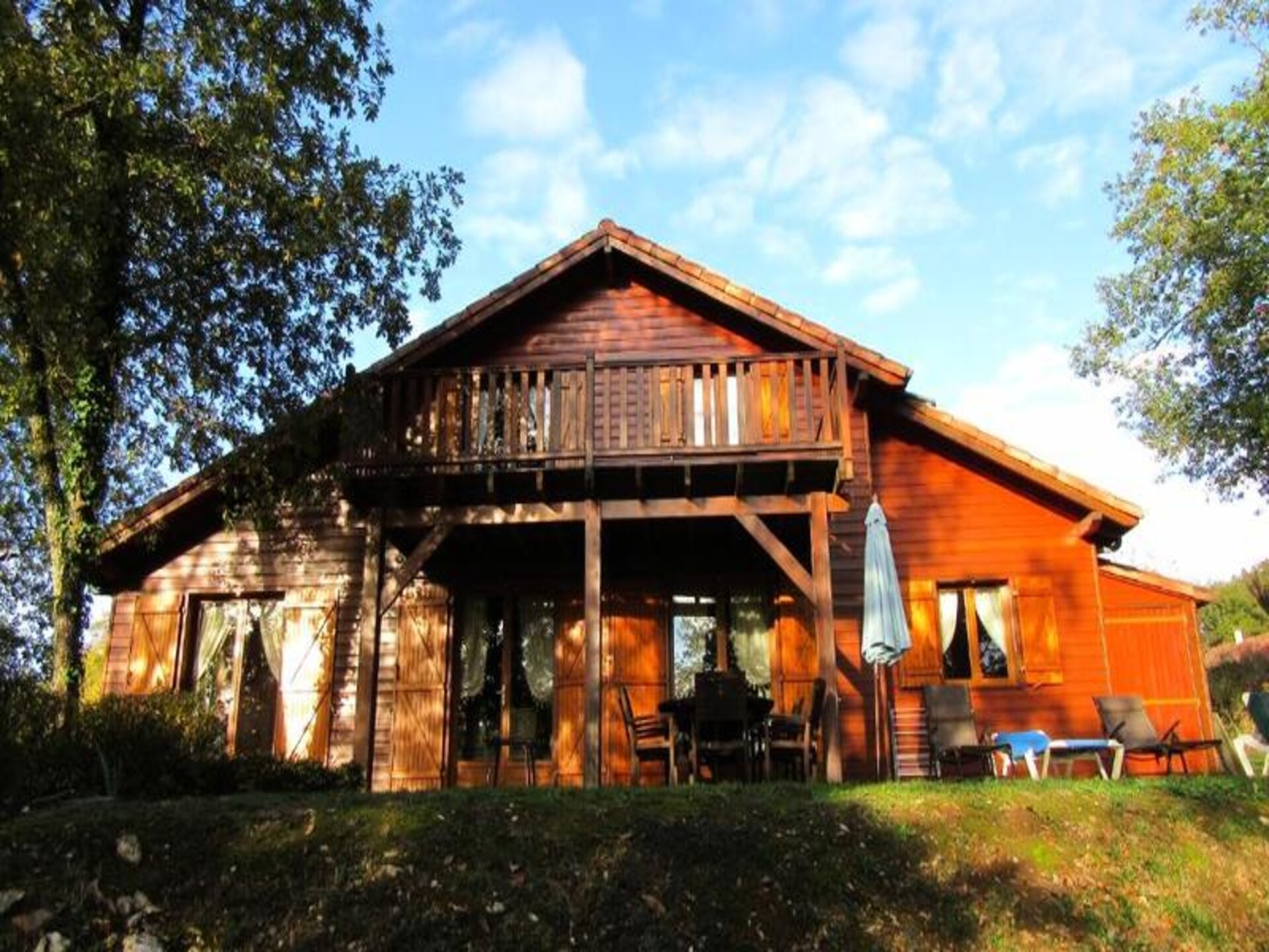 Ruim 8-persoons appartement met tuin bij Souillac Golf & Country Club - foto 17