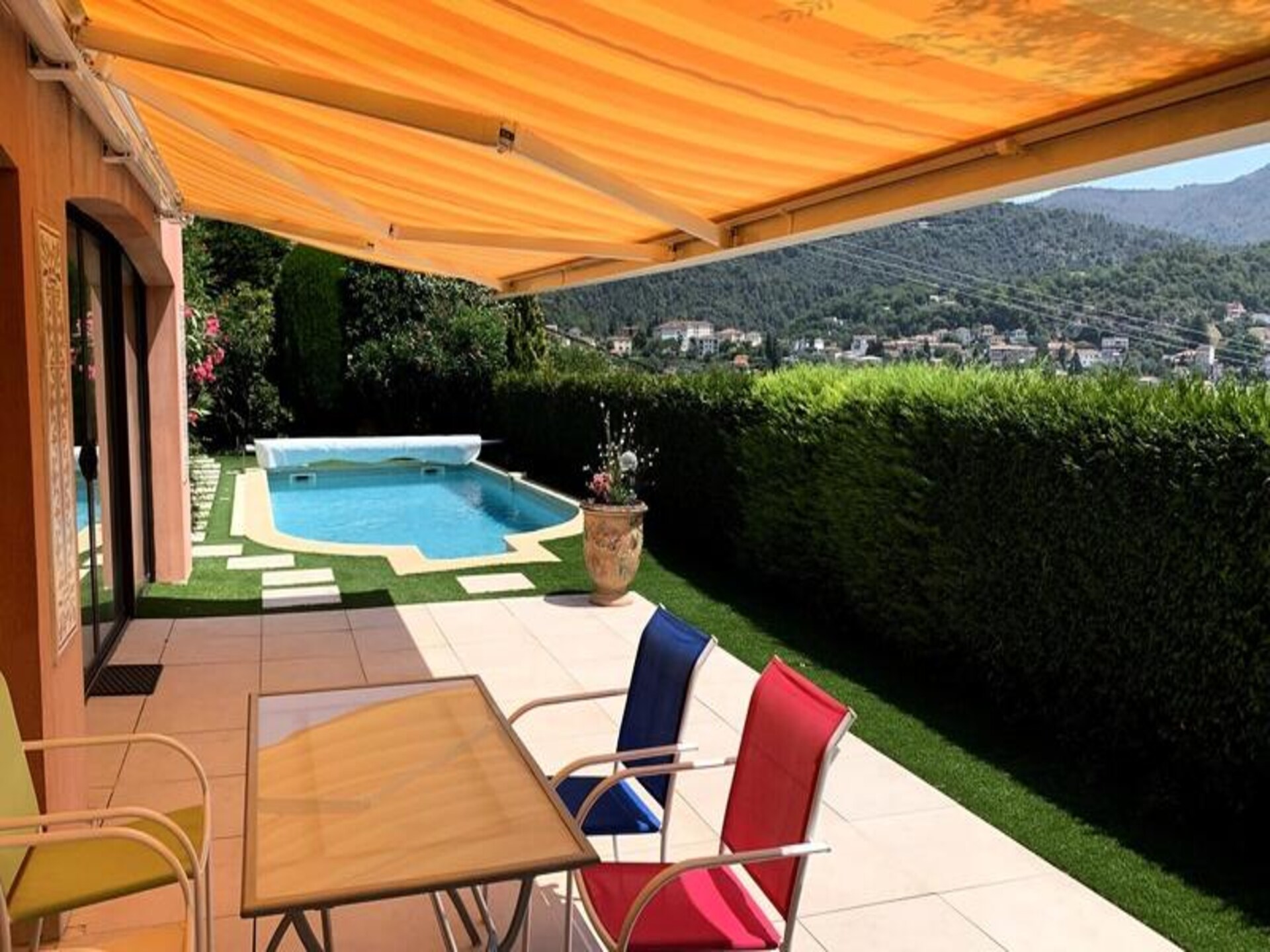 Ruime villa voor 8 met privézwembad en panoramisch uitzicht bij Nice - foto 7