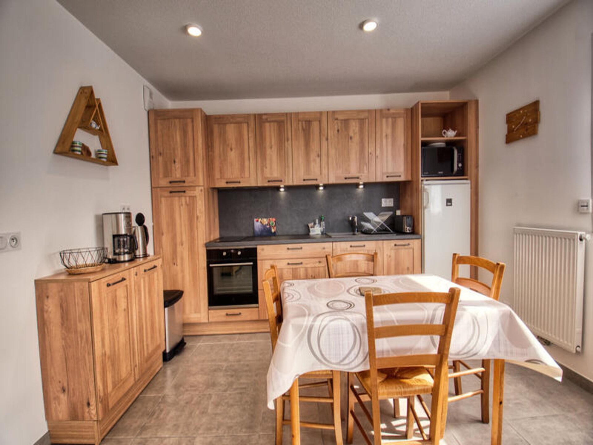 Licht appartement op het zuidwesten met terras, vlakbij Morillon - foto 4
