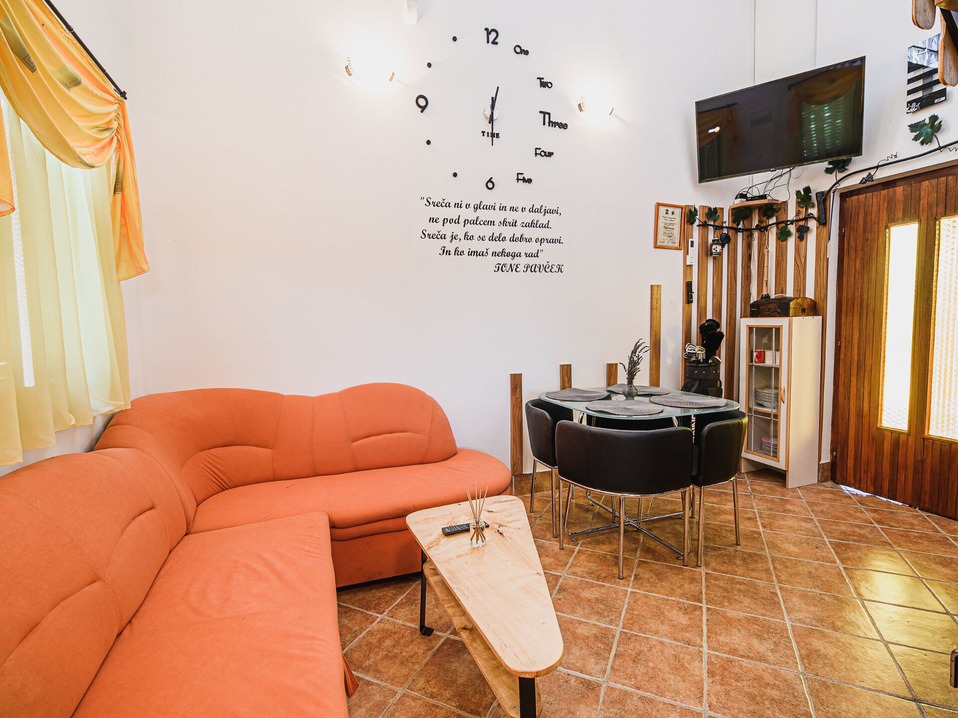 Vrijstaand vakantiehuis met sauna en hot tub nabij de rivier in Brežice - foto 5