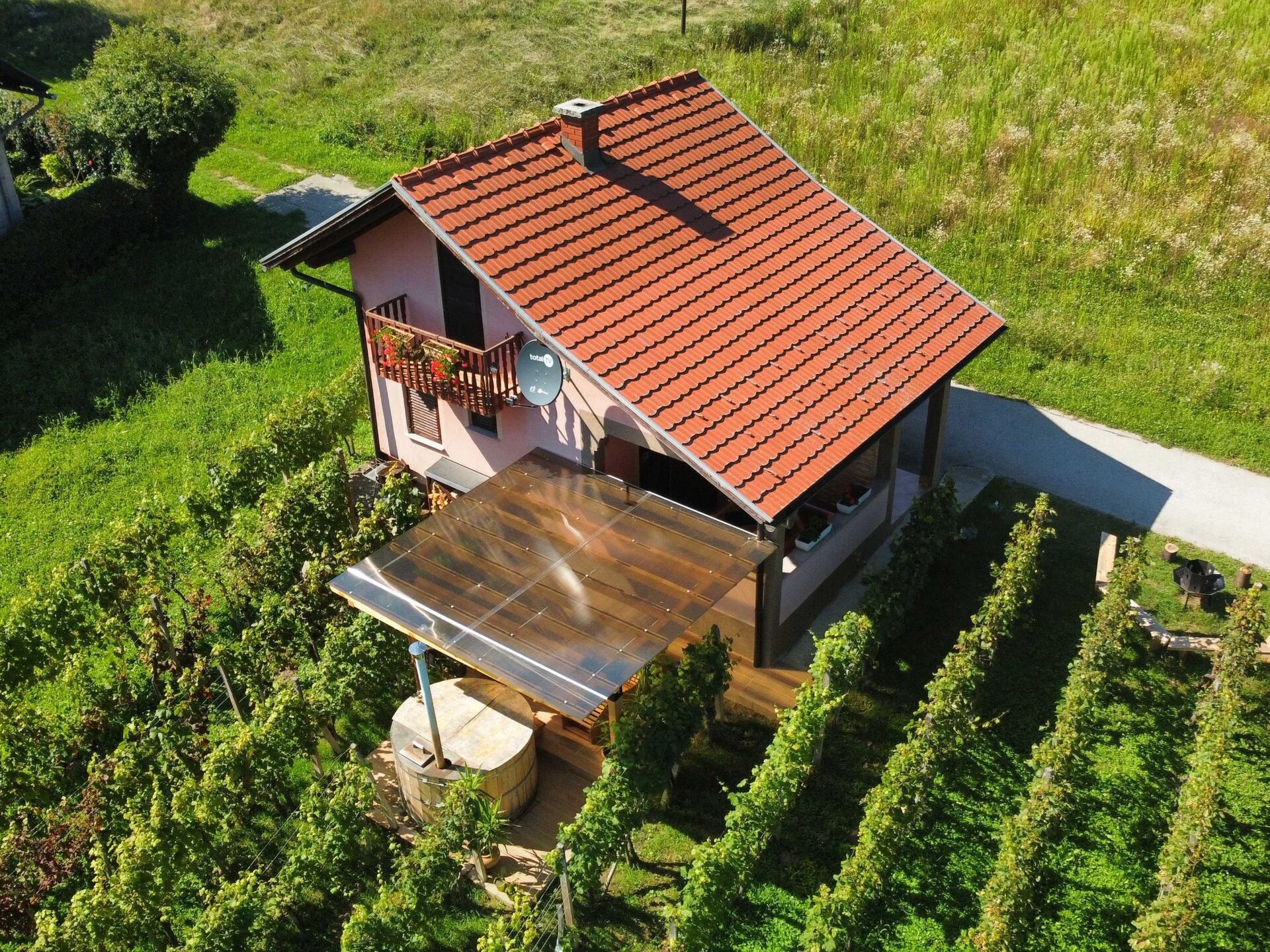 Vrijstaand vakantiehuis met sauna en hot tub nabij de rivier in Brežice - foto 34