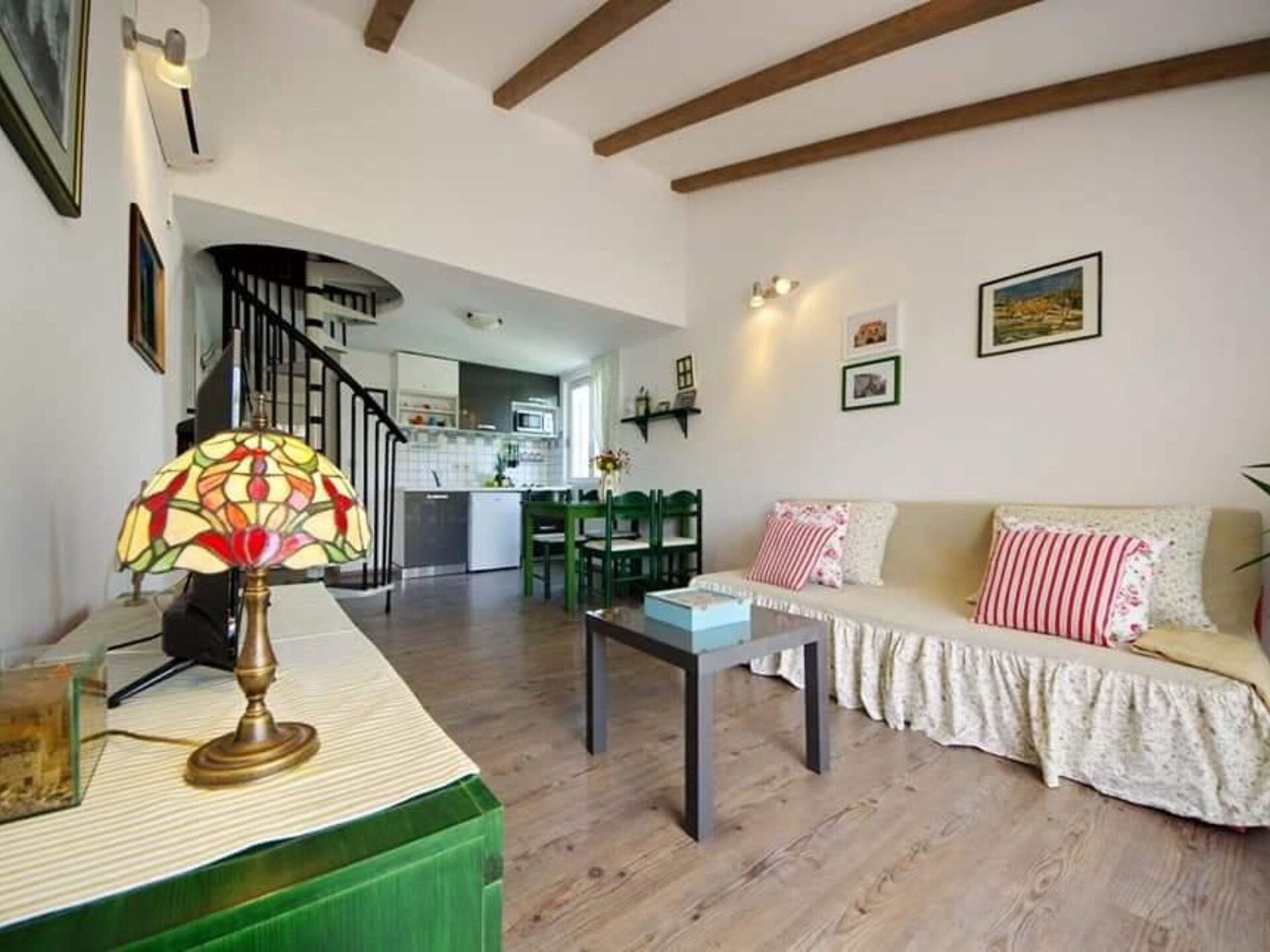 Appartement Smokva aan Zee in Vrboska – Rust & Comfort op Hvar - foto 2