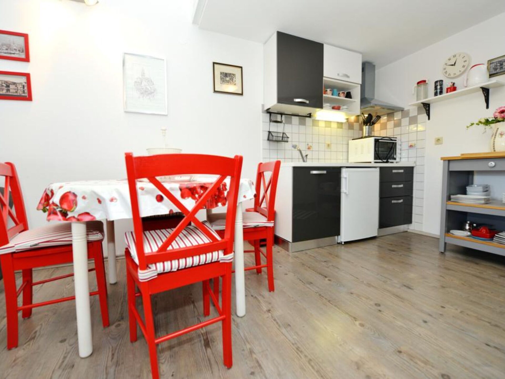 Appartement Smokva aan Zee in Vrboska – Rust & Comfort op Hvar - foto 8