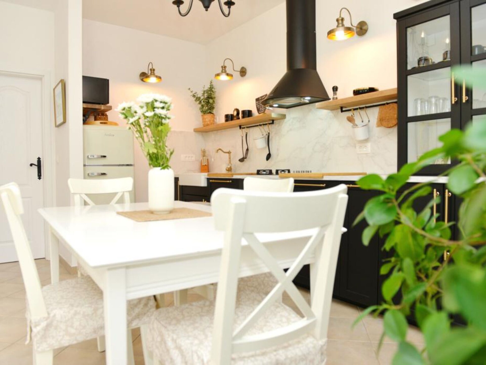 Appartement Maslina aan zee in Vrboska – 30 meter van het strand - foto 5
