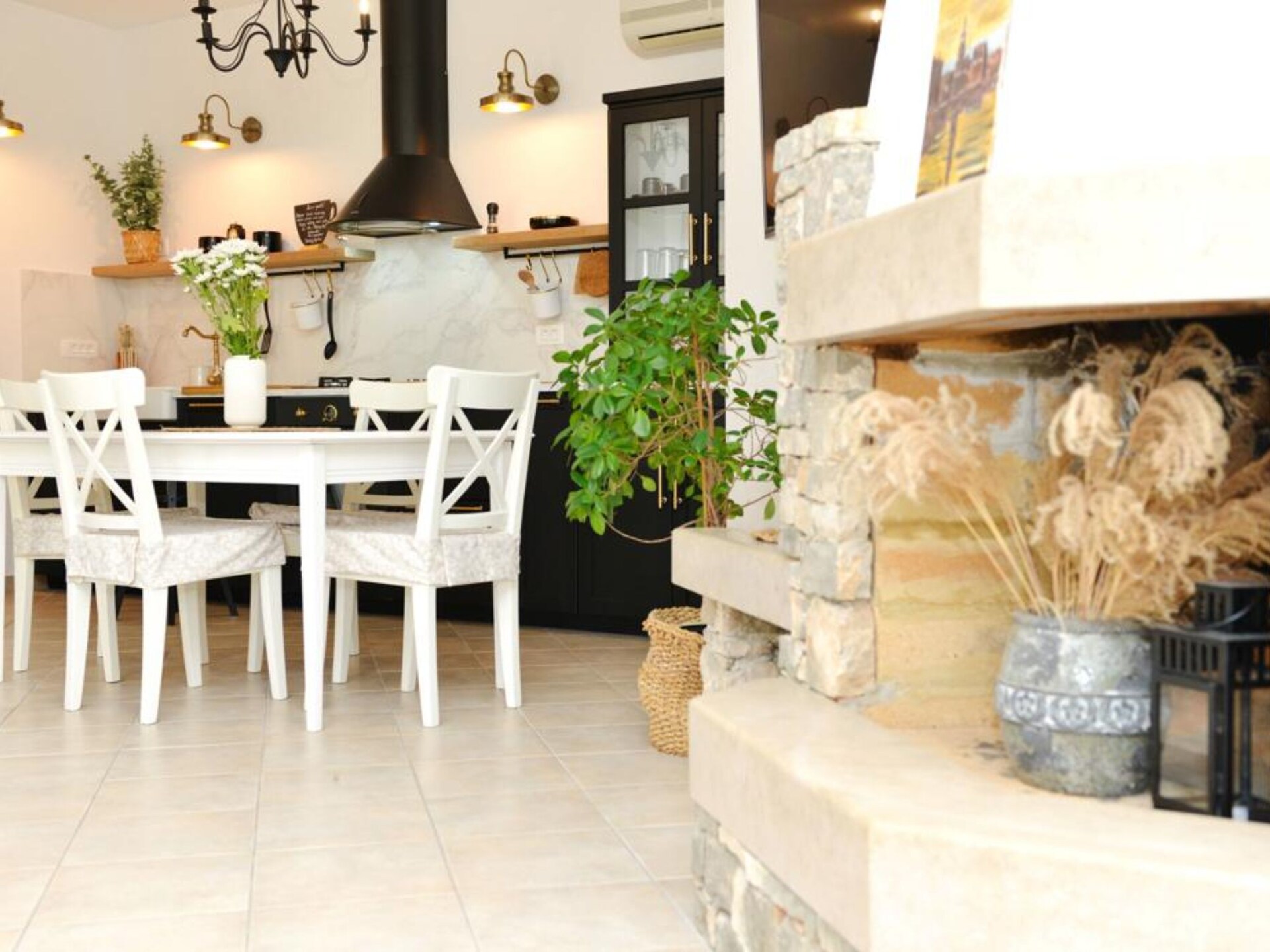 Appartement Maslina aan zee in Vrboska – 30 meter van het strand - foto 3