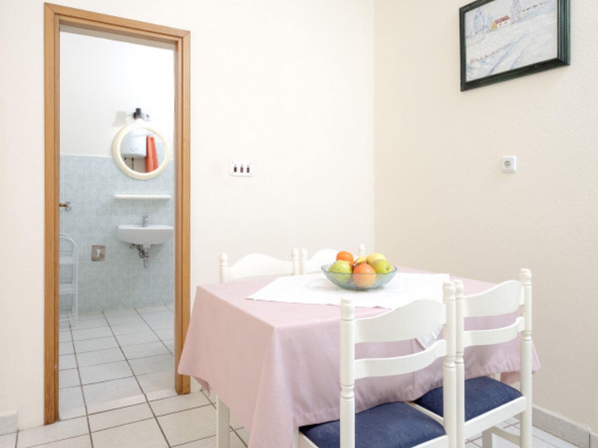 3-persoons appartement direct aan het strand in Vrboska - foto 4