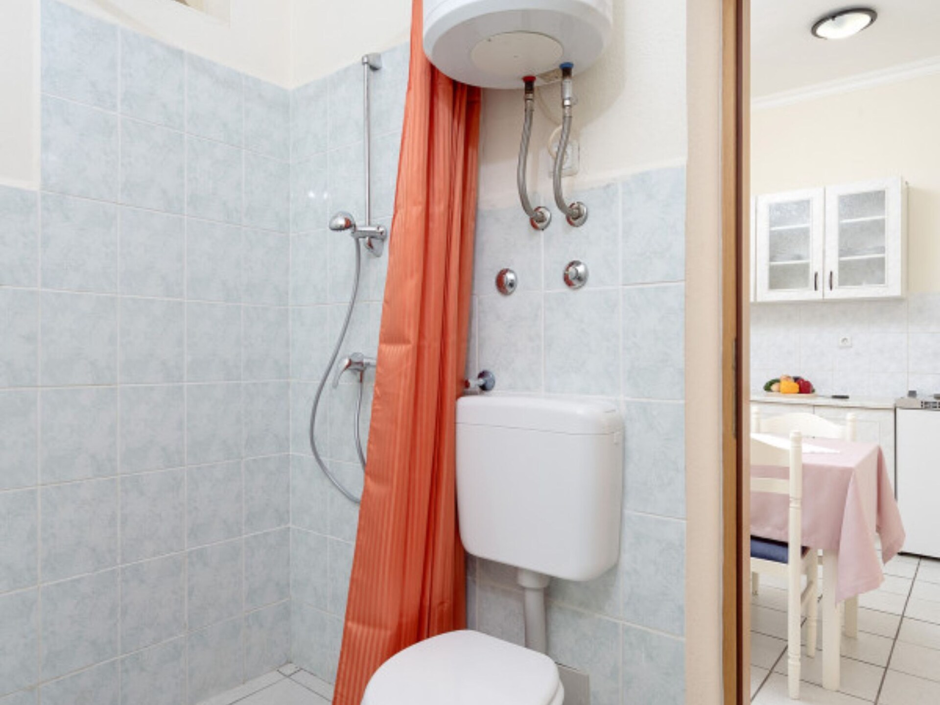 3-persoons appartement direct aan het strand in Vrboska - foto 12