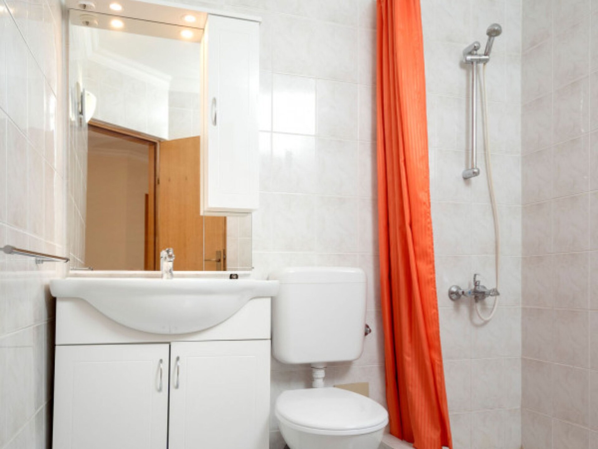 Ruim appartement voor 6 aan zee in Vrboska, Hvar – 200m van strand - foto 13