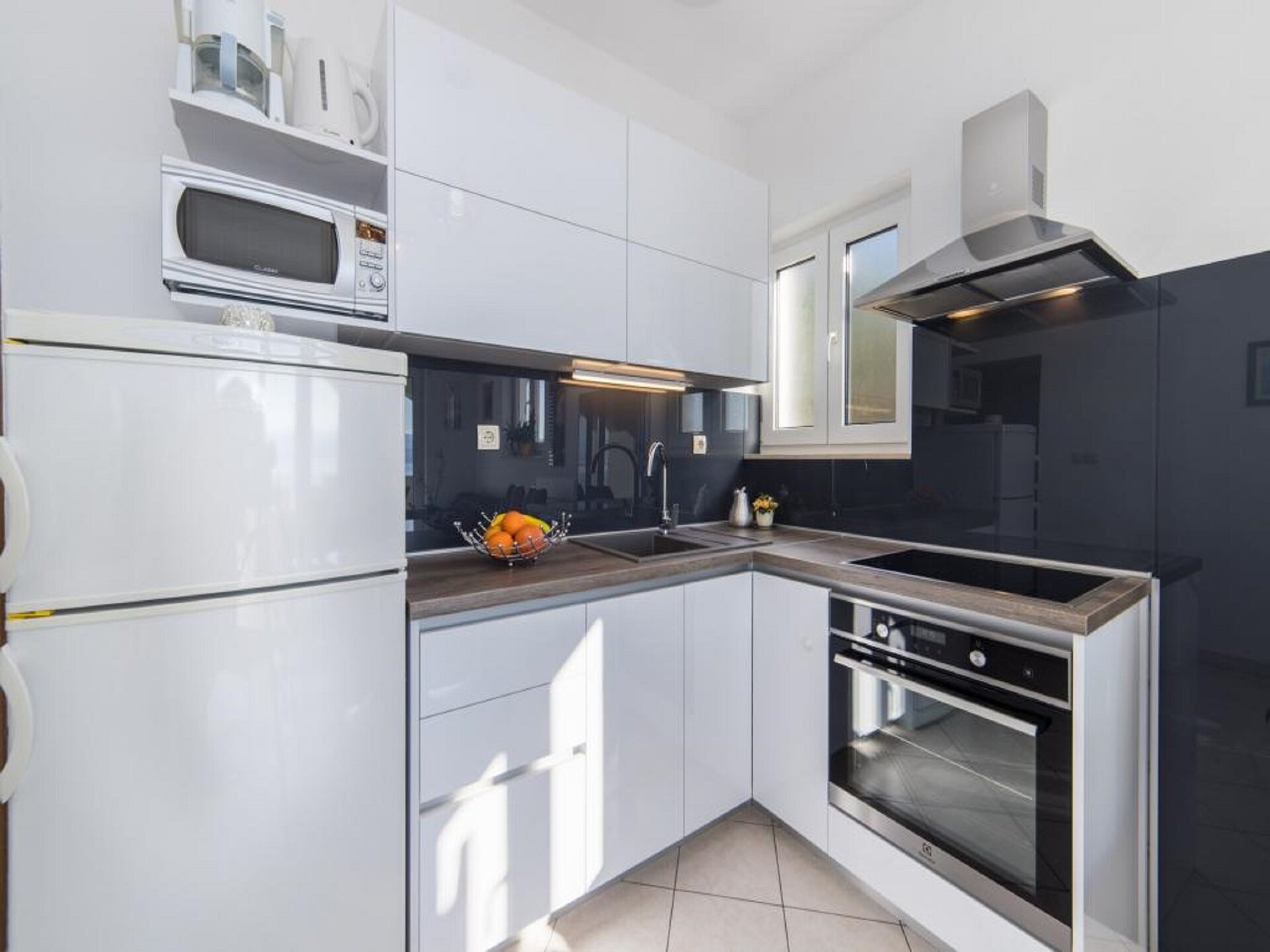 Appartement Tafra 2 aan zee in Lokva Rogoznica, 200m van strand - foto 3