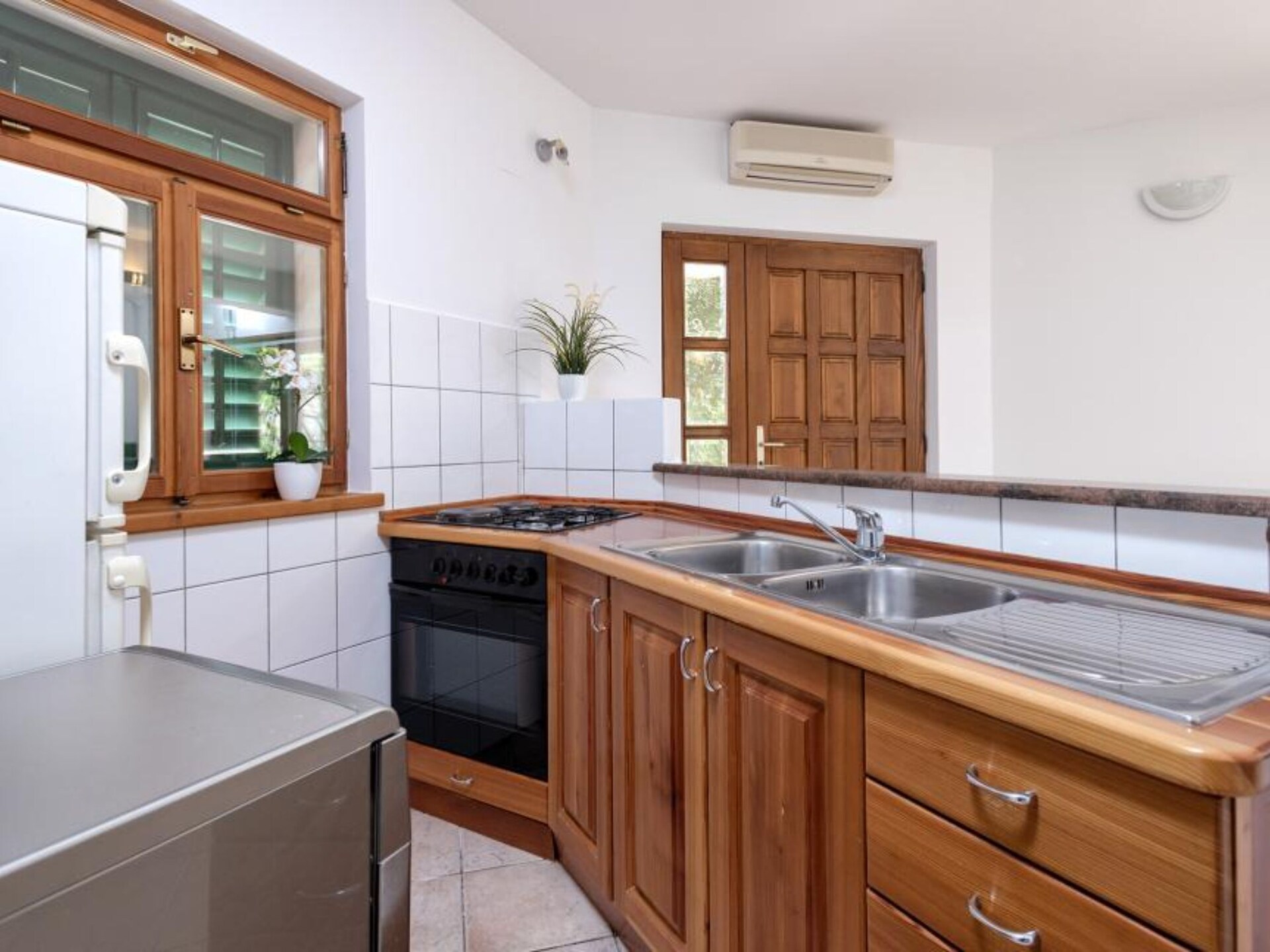 Rustiek appartement aan zee in Hvar met 2 slaapkamers - foto 6