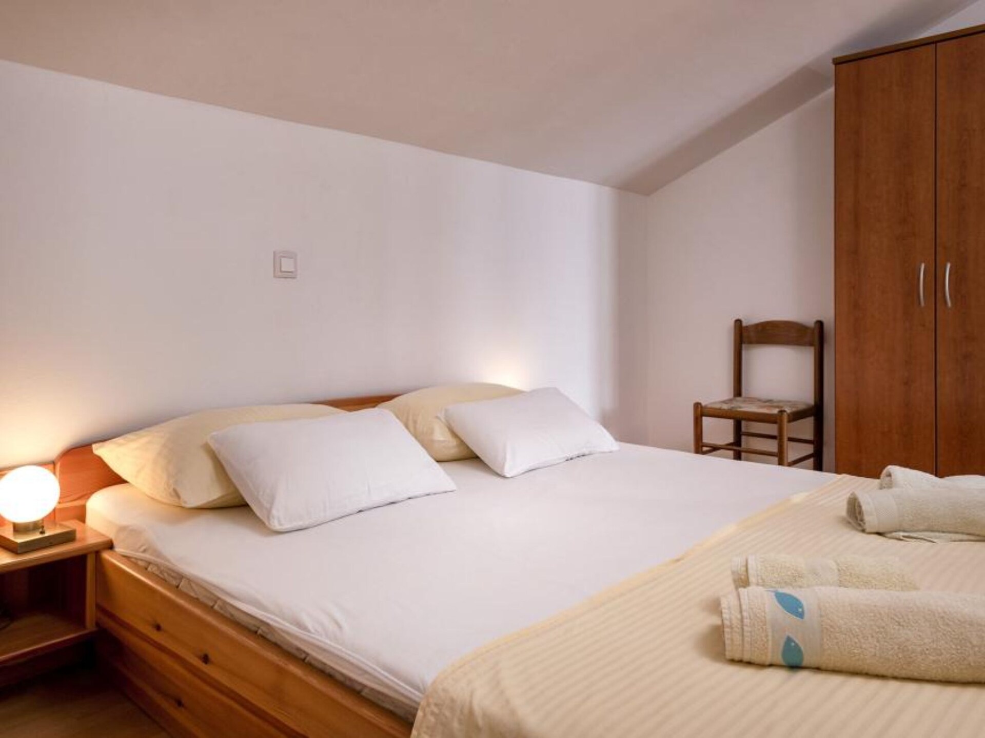Aan het strand: ruim appartement voor 5 personen in Hvar - foto 5