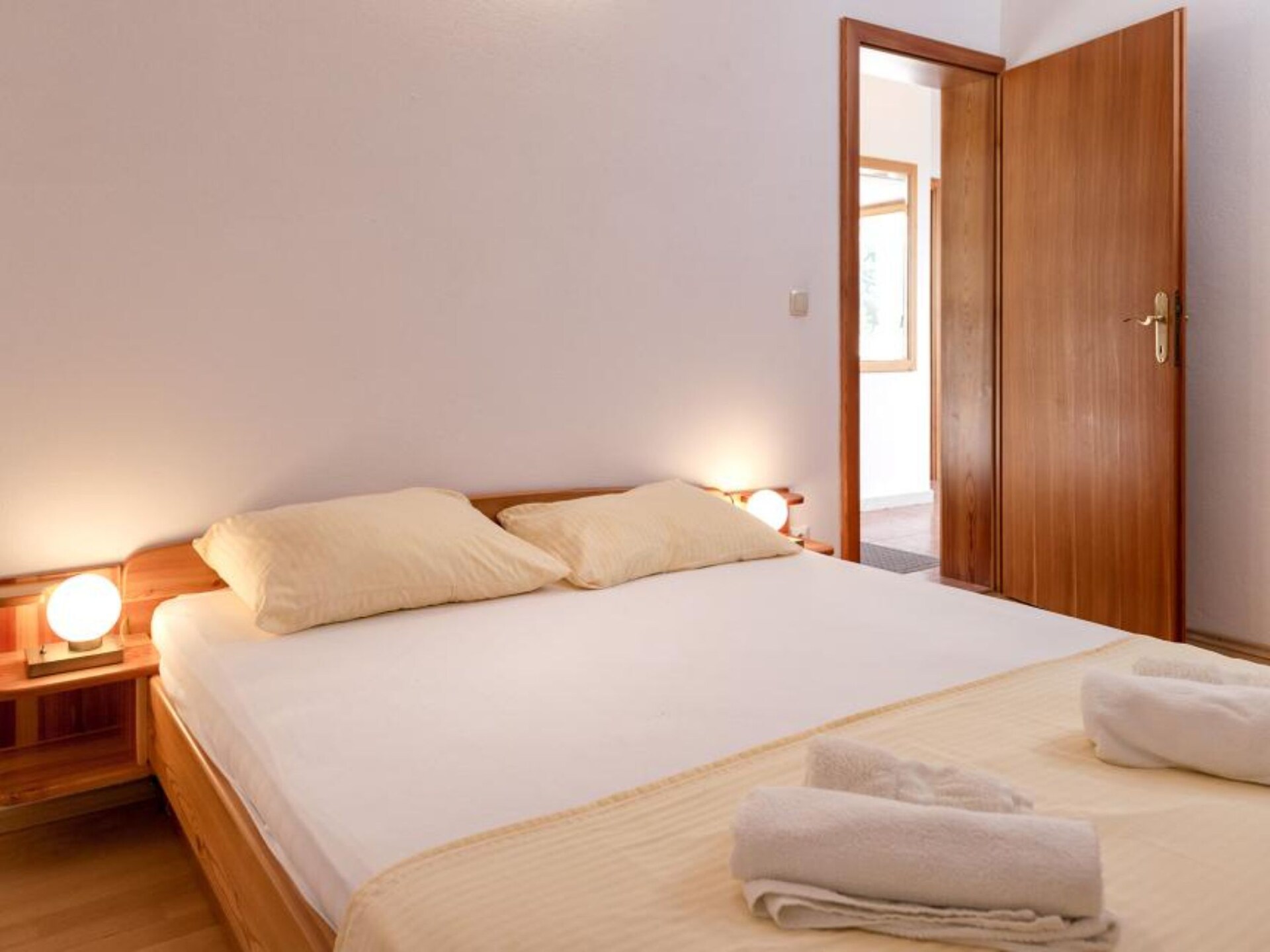 Aan het strand: ruim appartement voor 5 personen in Hvar - foto 11