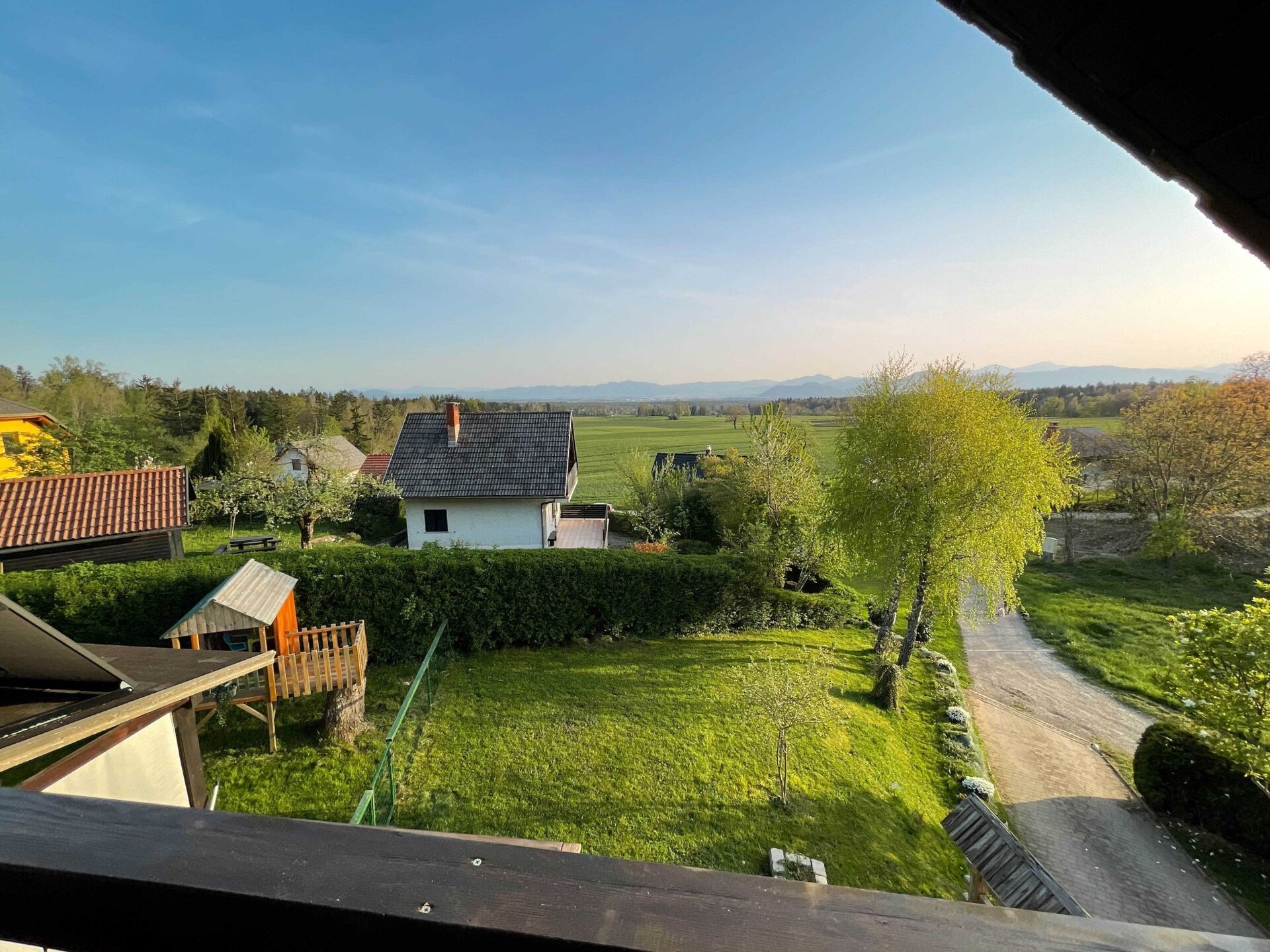 Kleurrijk appartement met balkon en uitzicht op de Alpen in Preddvor - foto 20