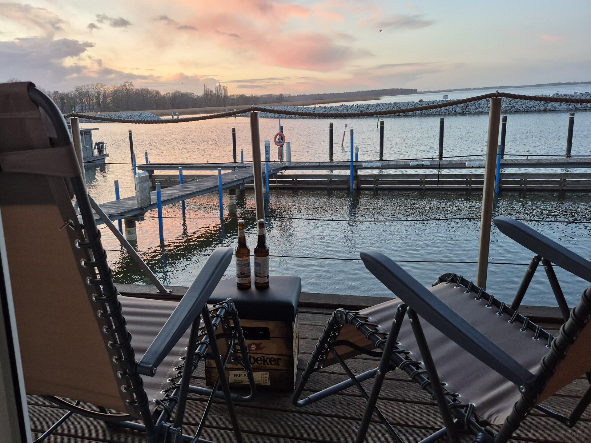 4-persoons woonboot in het centrum van Barth nabij de zee - foto 10