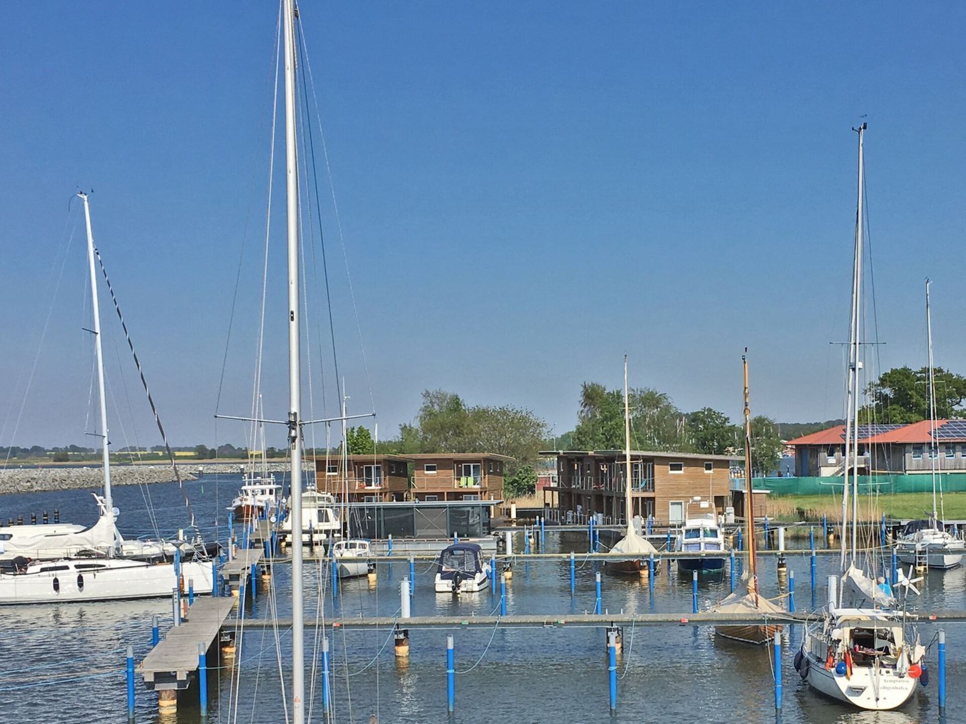 Woonboot aan de lagune bij Barth met dakterras, vlakbij het centrum - foto 14