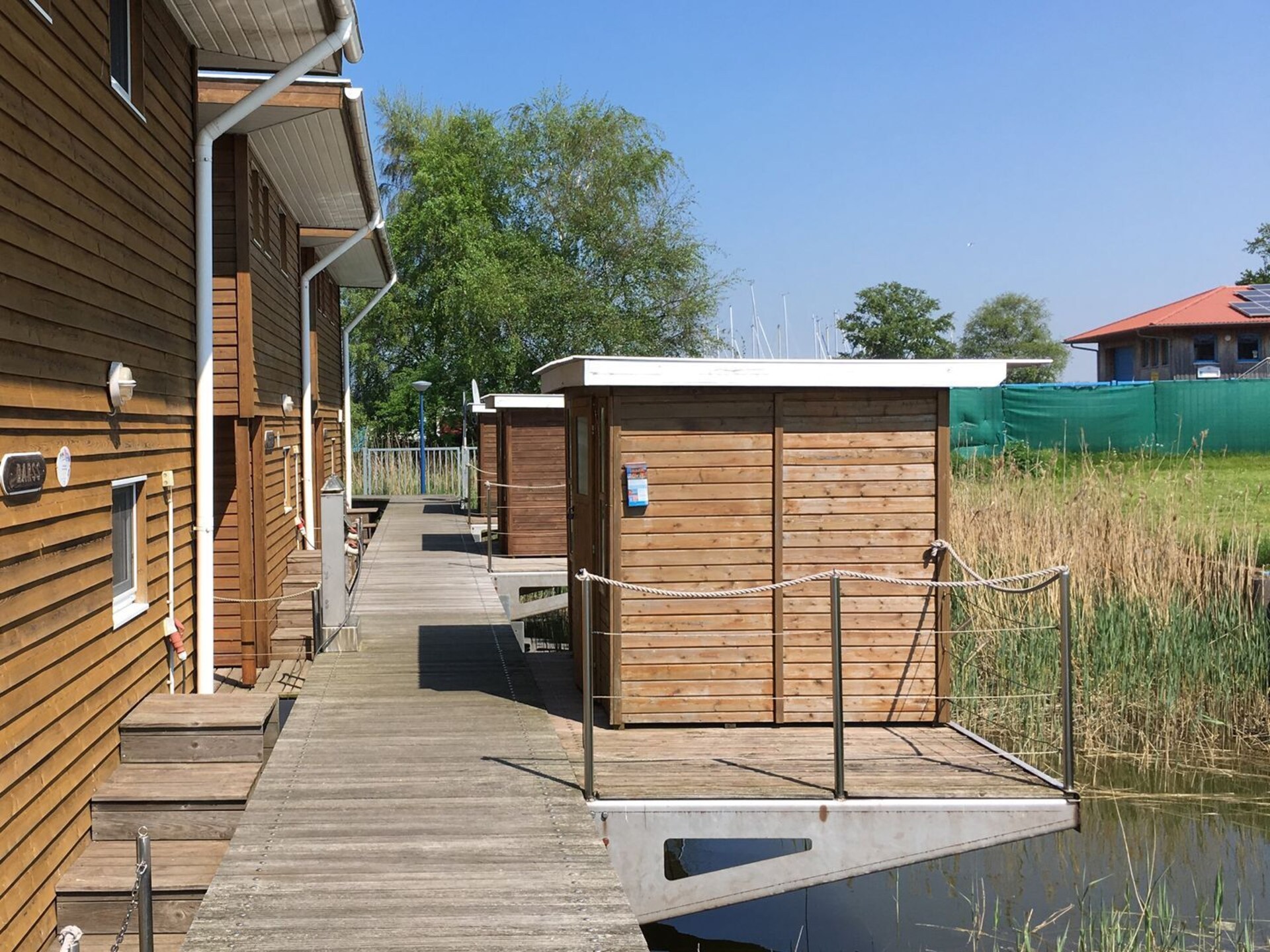 Woonboot aan de lagune bij Barth met dakterras, vlakbij het centrum - foto 12