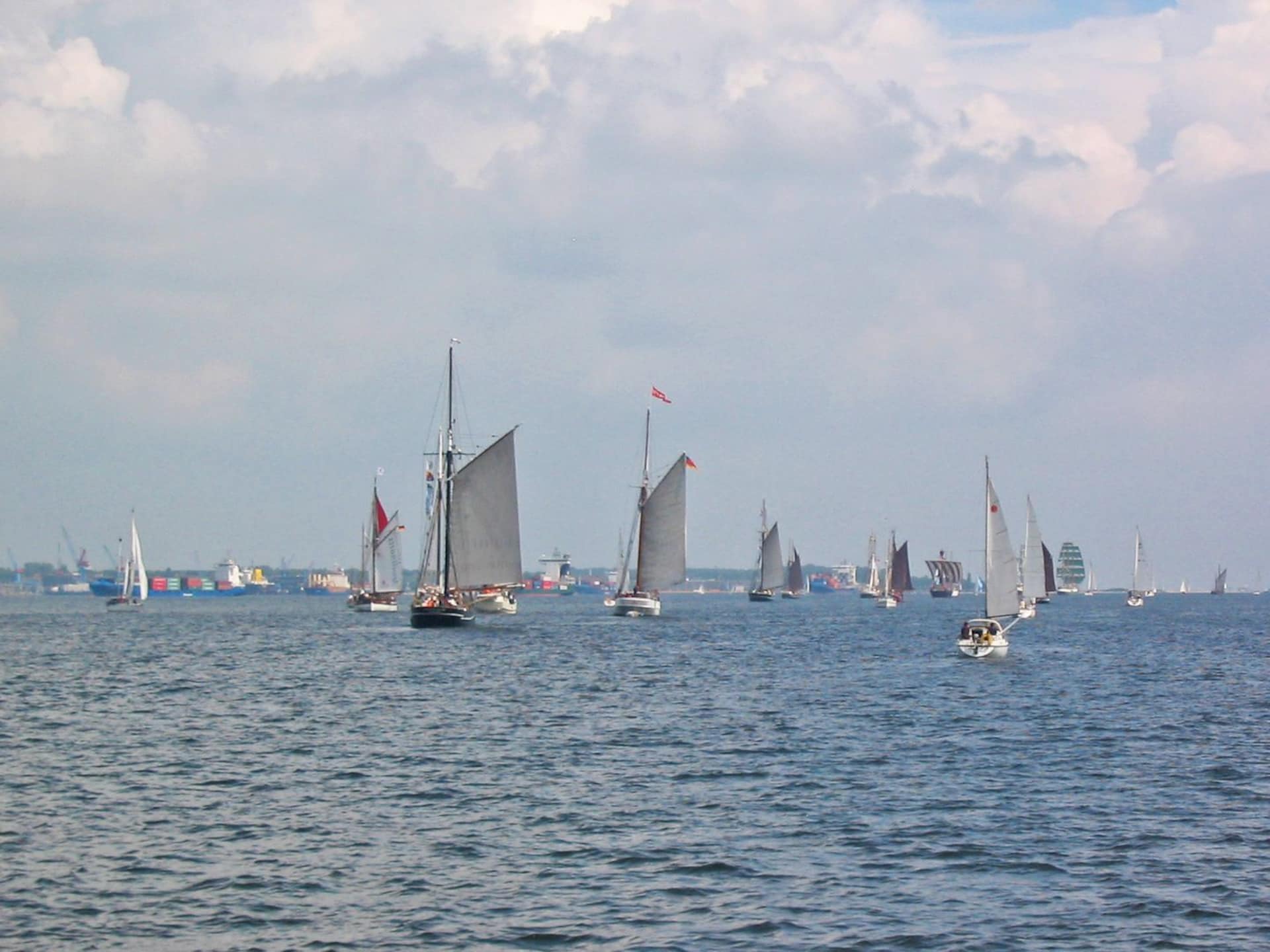 Woonboot op 1,5 km van het strand in Laboe - foto 25