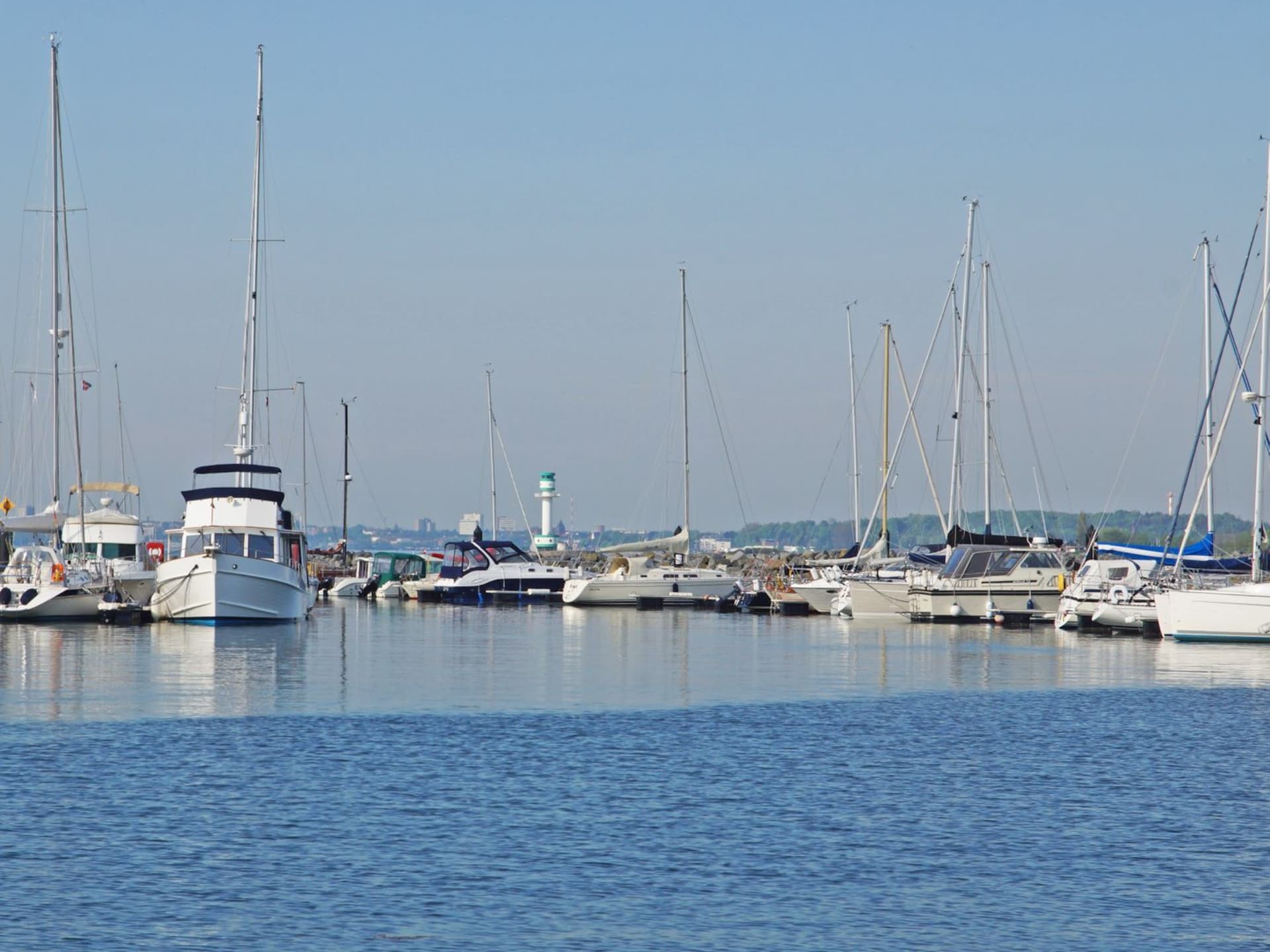 Woonboot op 1,5 km van het strand in Laboe - foto 14