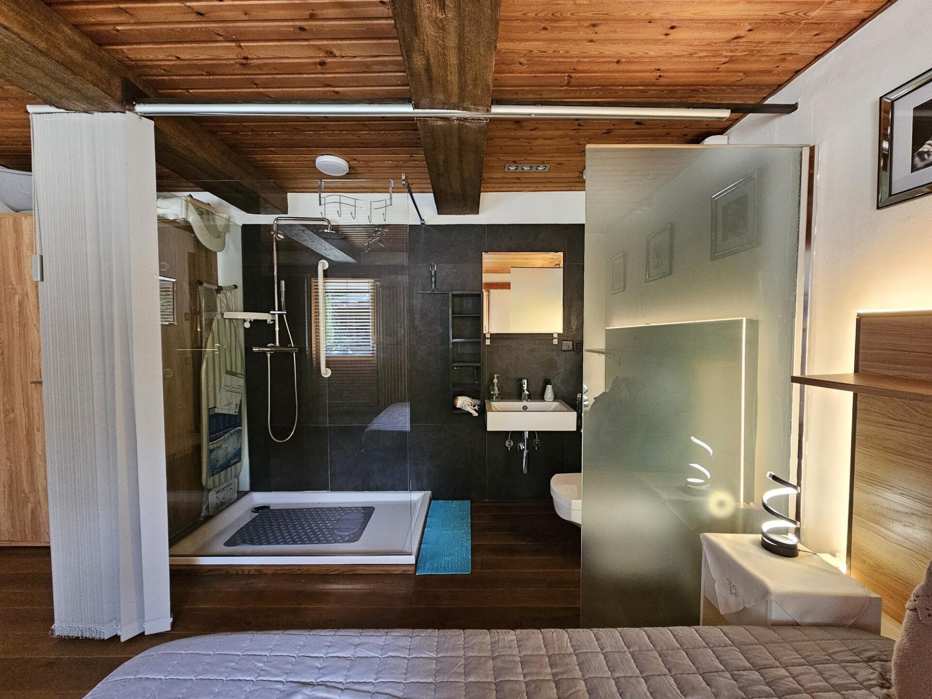 Rustiek vakantiehuis met omheinde tuin en privégarage in Hastière-Lavaux - foto 13