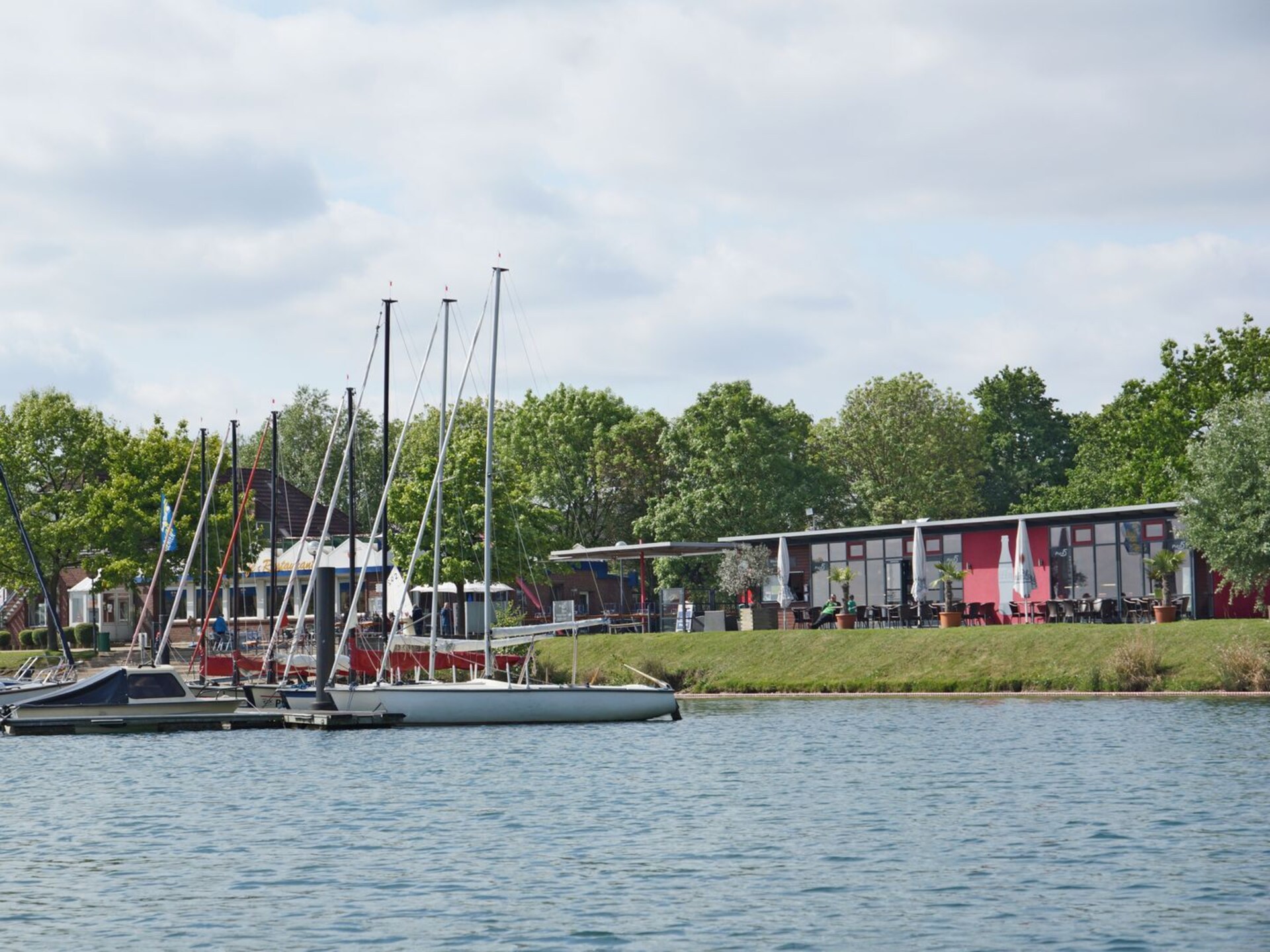 Woonboot Floating 44 aan het water bij Xanten – puur genieten met z’n twee - foto 23