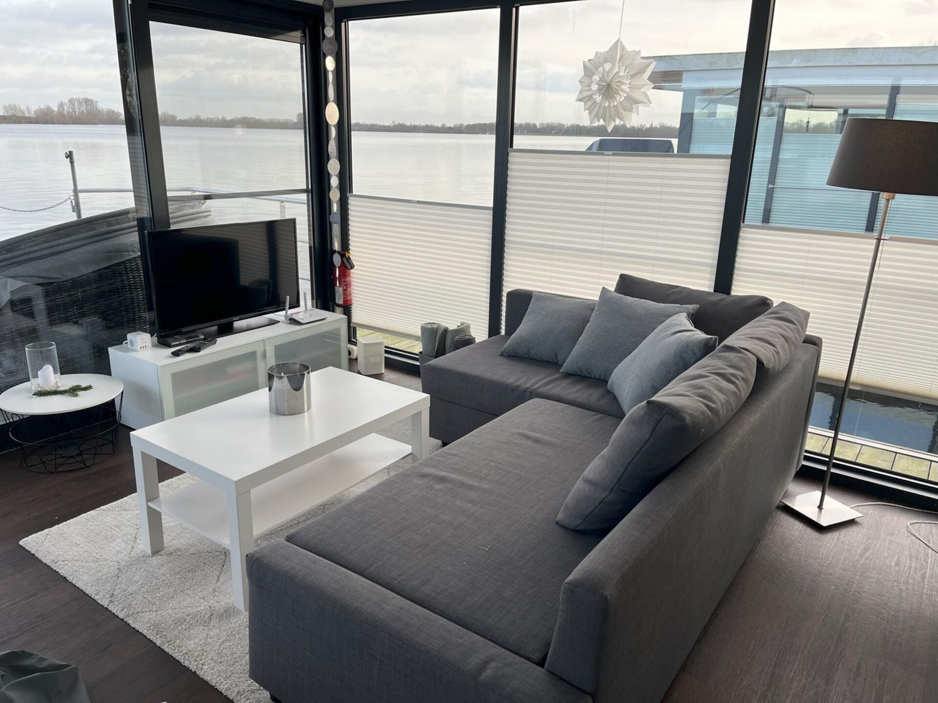 Woonboot Floating 44 aan het water bij Xanten – puur genieten met z’n twee - foto 7