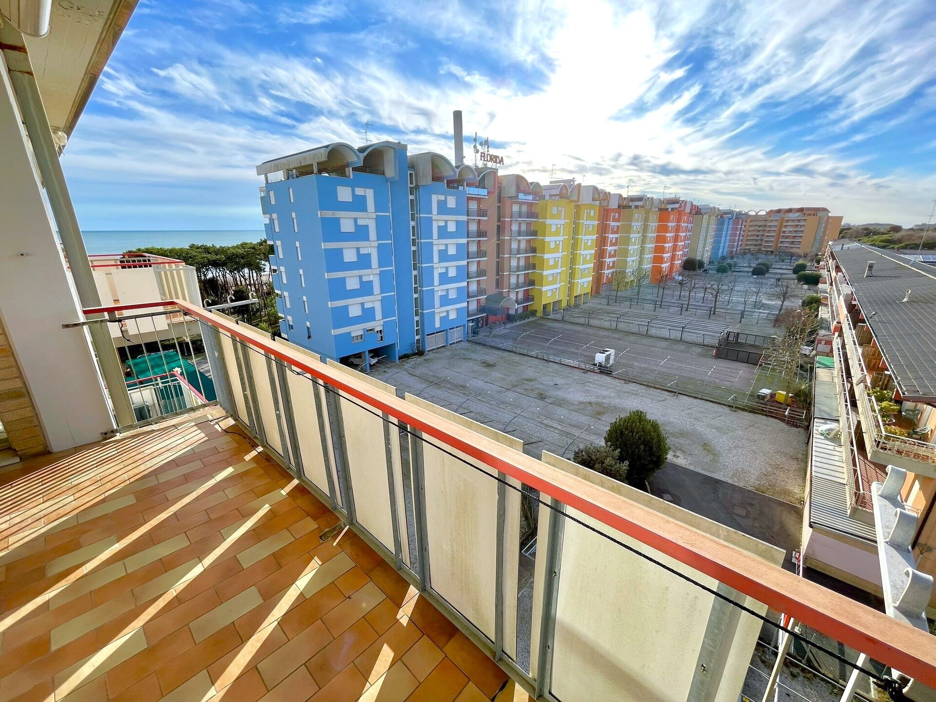 Licht appartement met balkon nabij Venetië en strand - foto 16