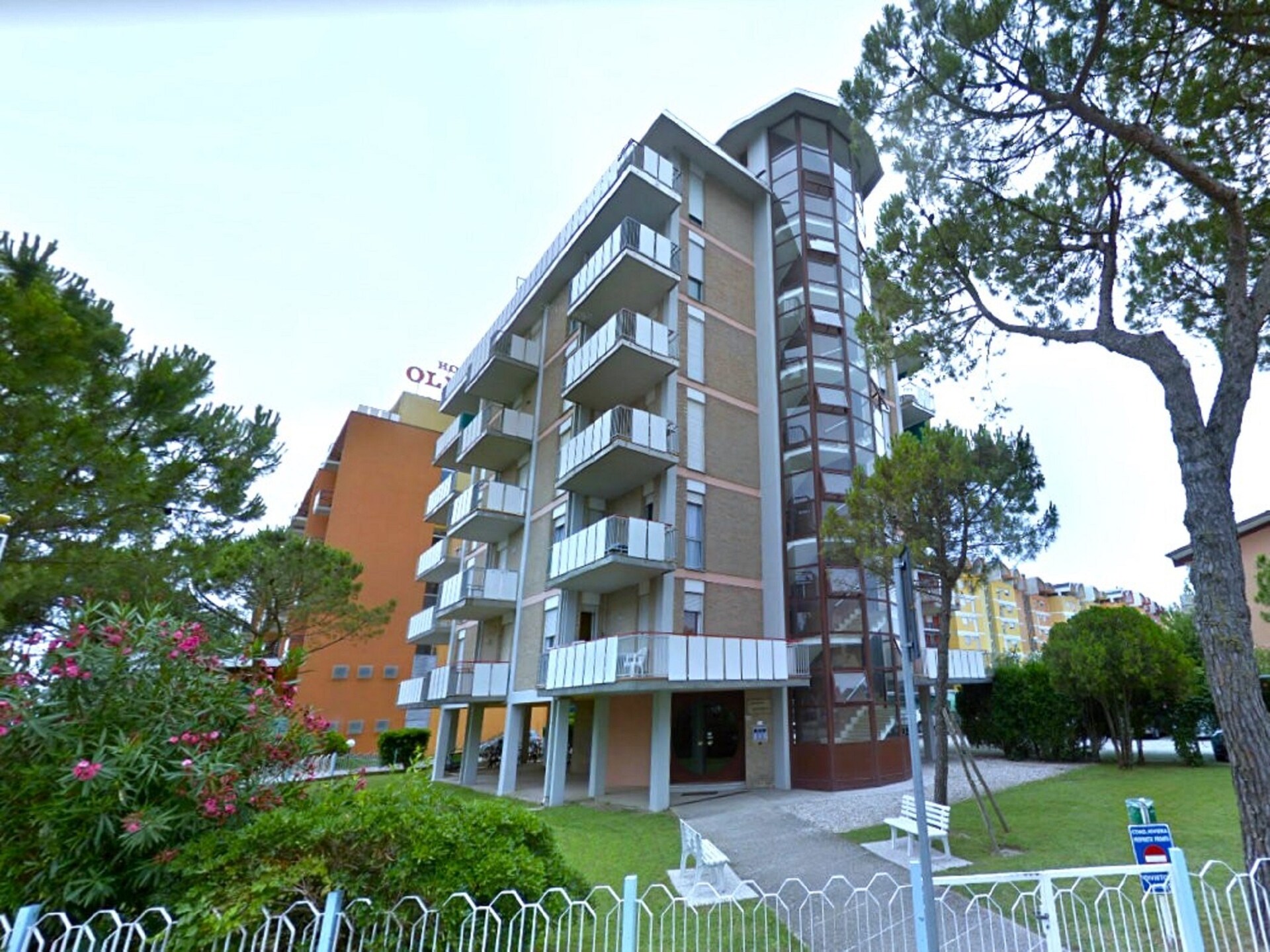 Licht appartement met balkon nabij Venetië en strand - foto 20