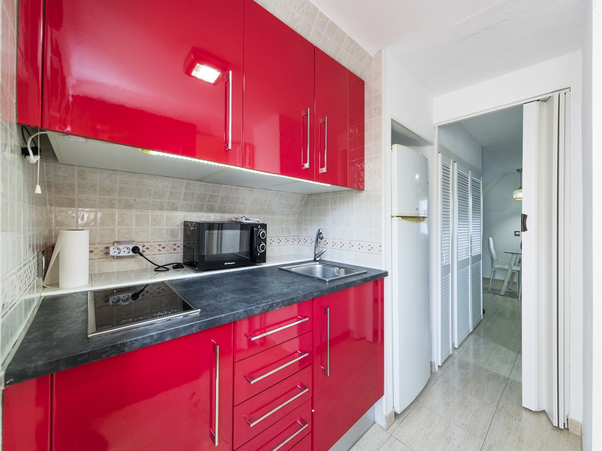 Compact appartement aan de golfbaan, 450 meter van het strand in Torremolinos - foto 4