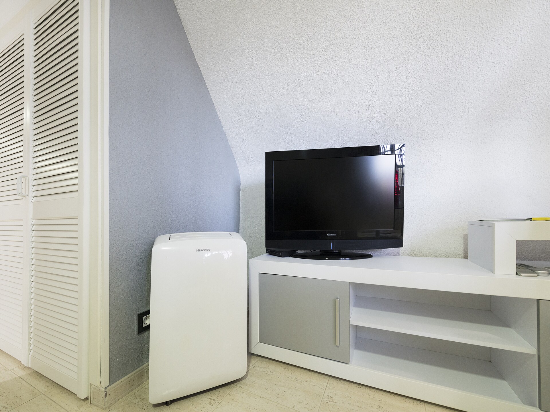 Compact appartement aan de golfbaan, 450 meter van het strand in Torremolinos - foto 13
