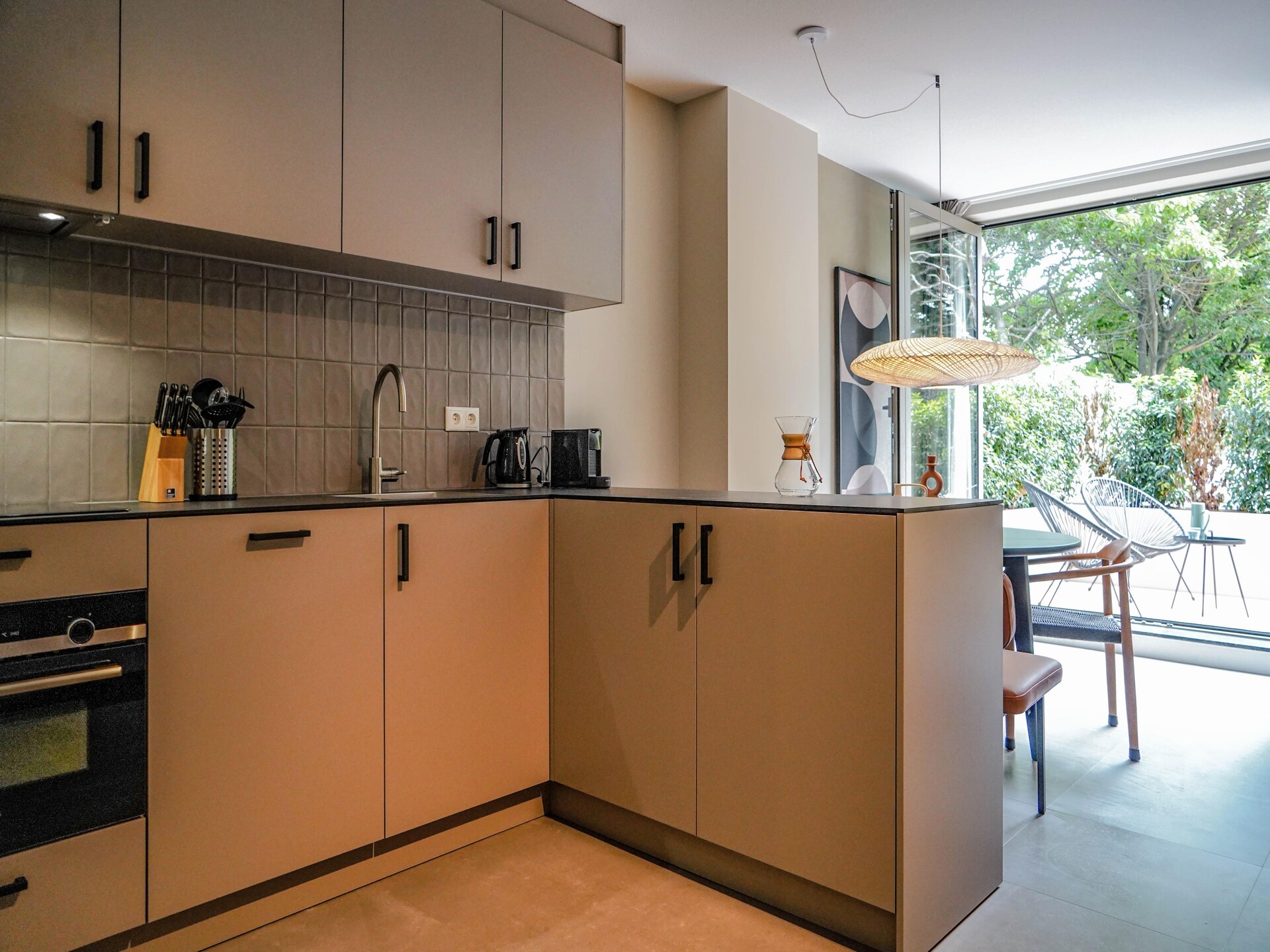 Walden 1: Moderne studio in hartje Den Haag met privéterras - foto 17