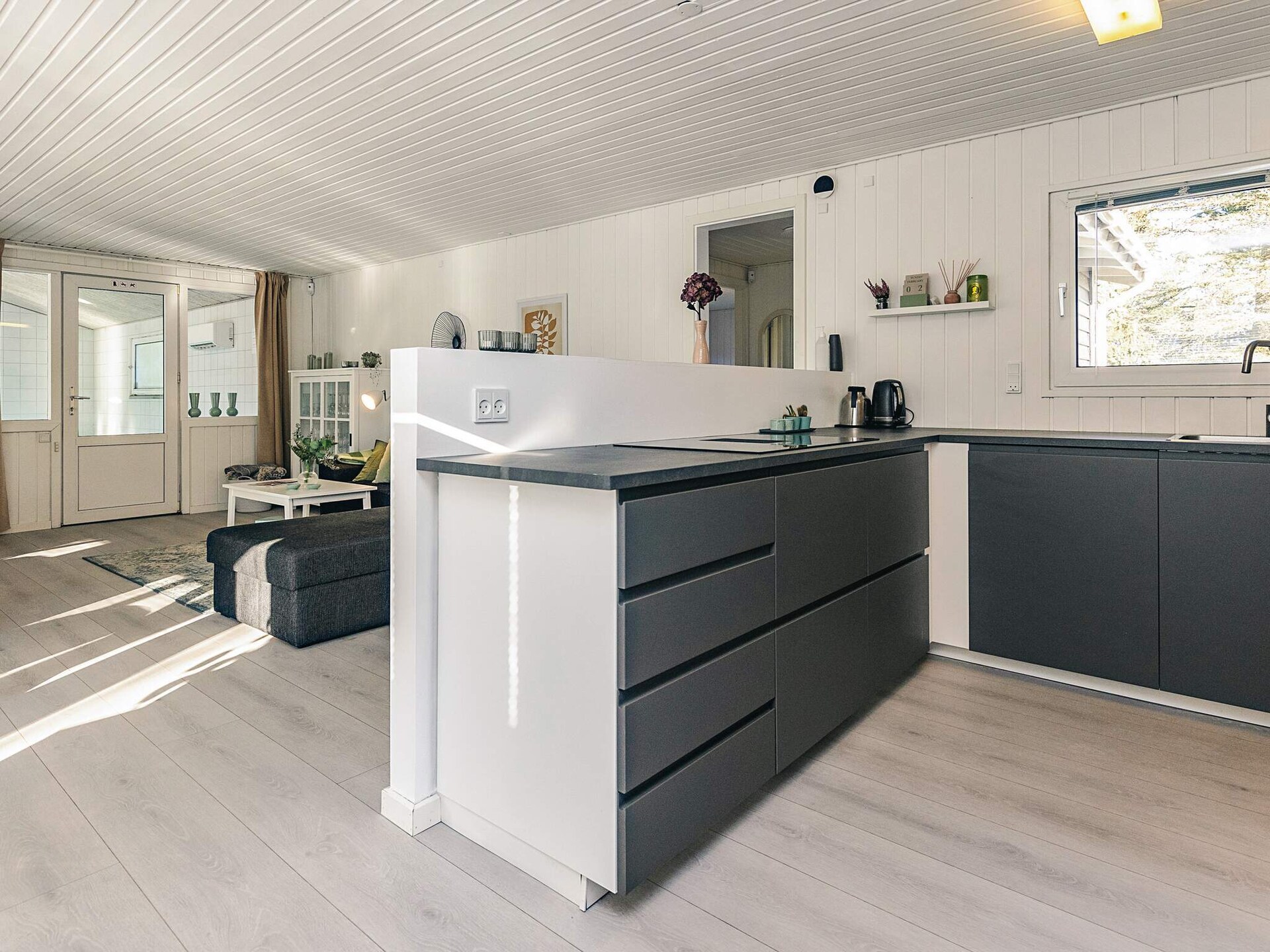 Ruim vakantiehuis met privé-zwembad, sauna en whirlpool op 1 km van strand - foto 13