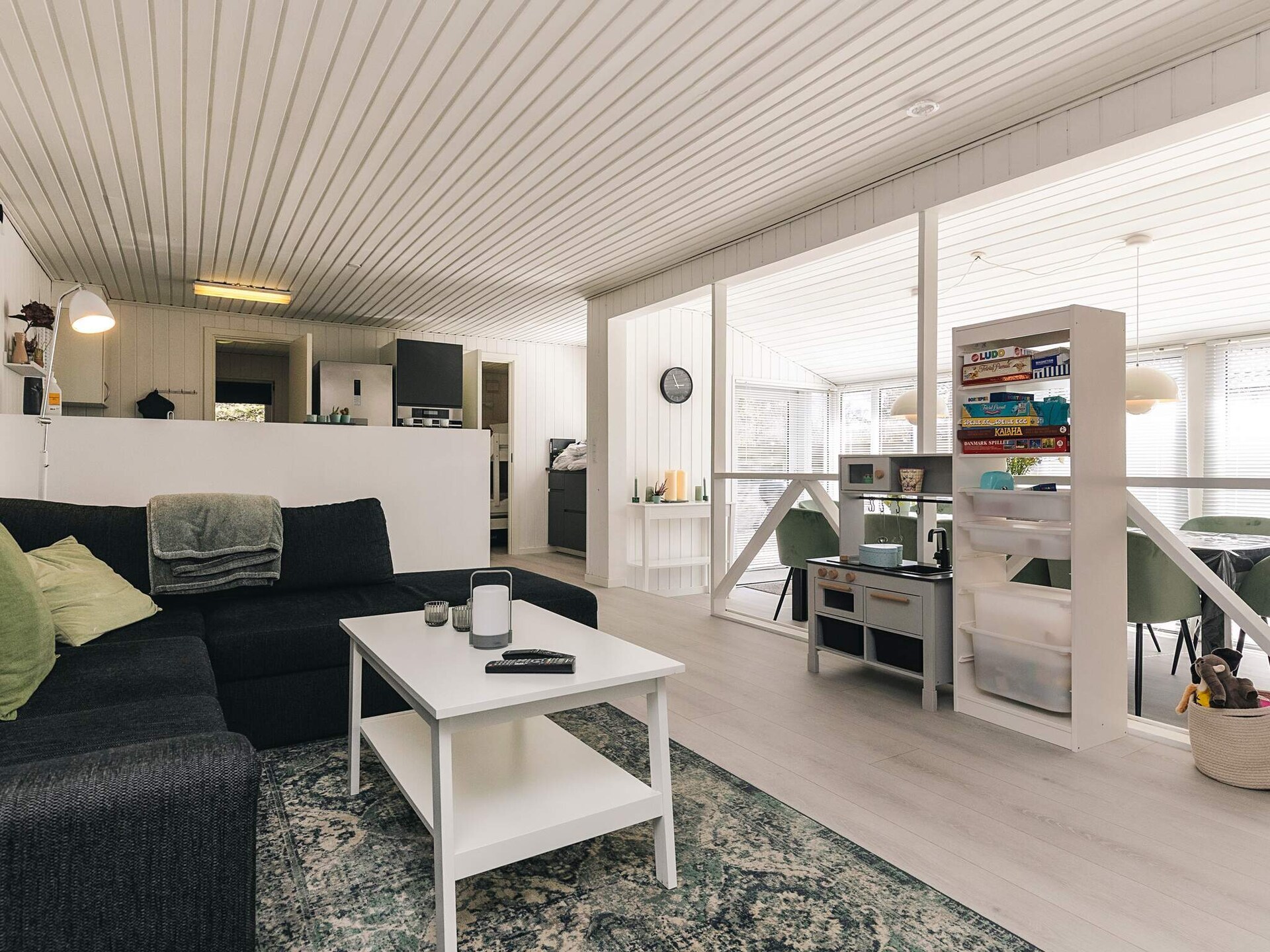 Ruim vakantiehuis met privé-zwembad, sauna en whirlpool op 1 km van strand - foto 9