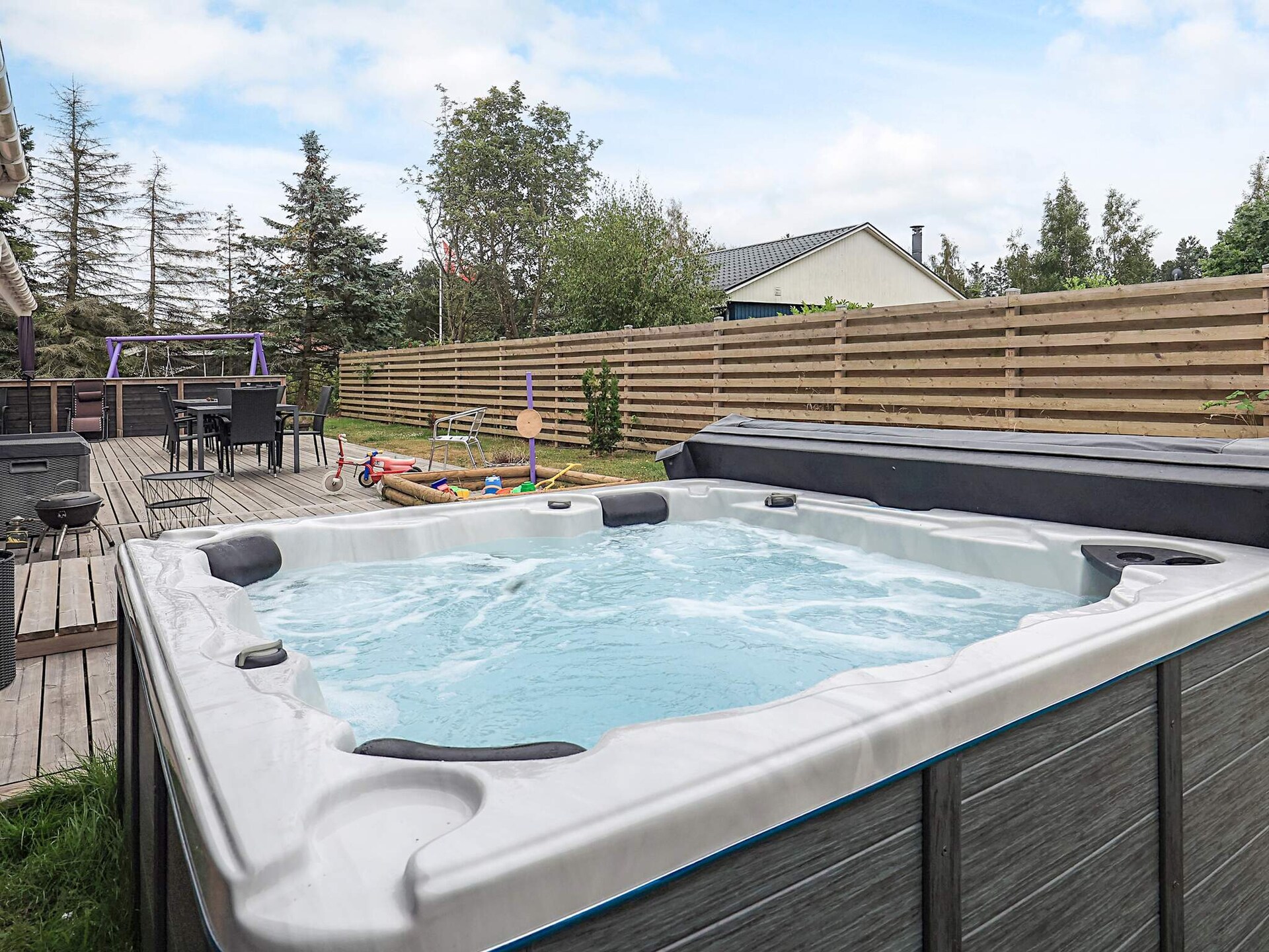 Ruim vakantiehuis met privé-zwembad, sauna en whirlpool op 1 km van strand - foto 35