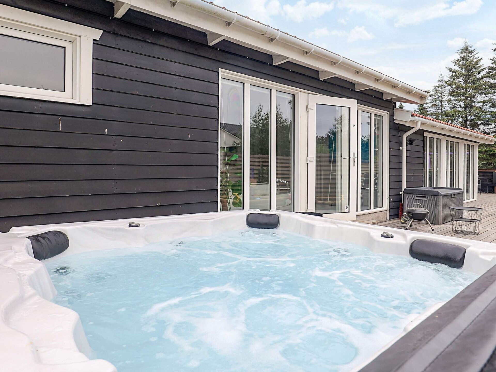 Ruim vakantiehuis met privé-zwembad, sauna en whirlpool op 1 km van strand - foto 36