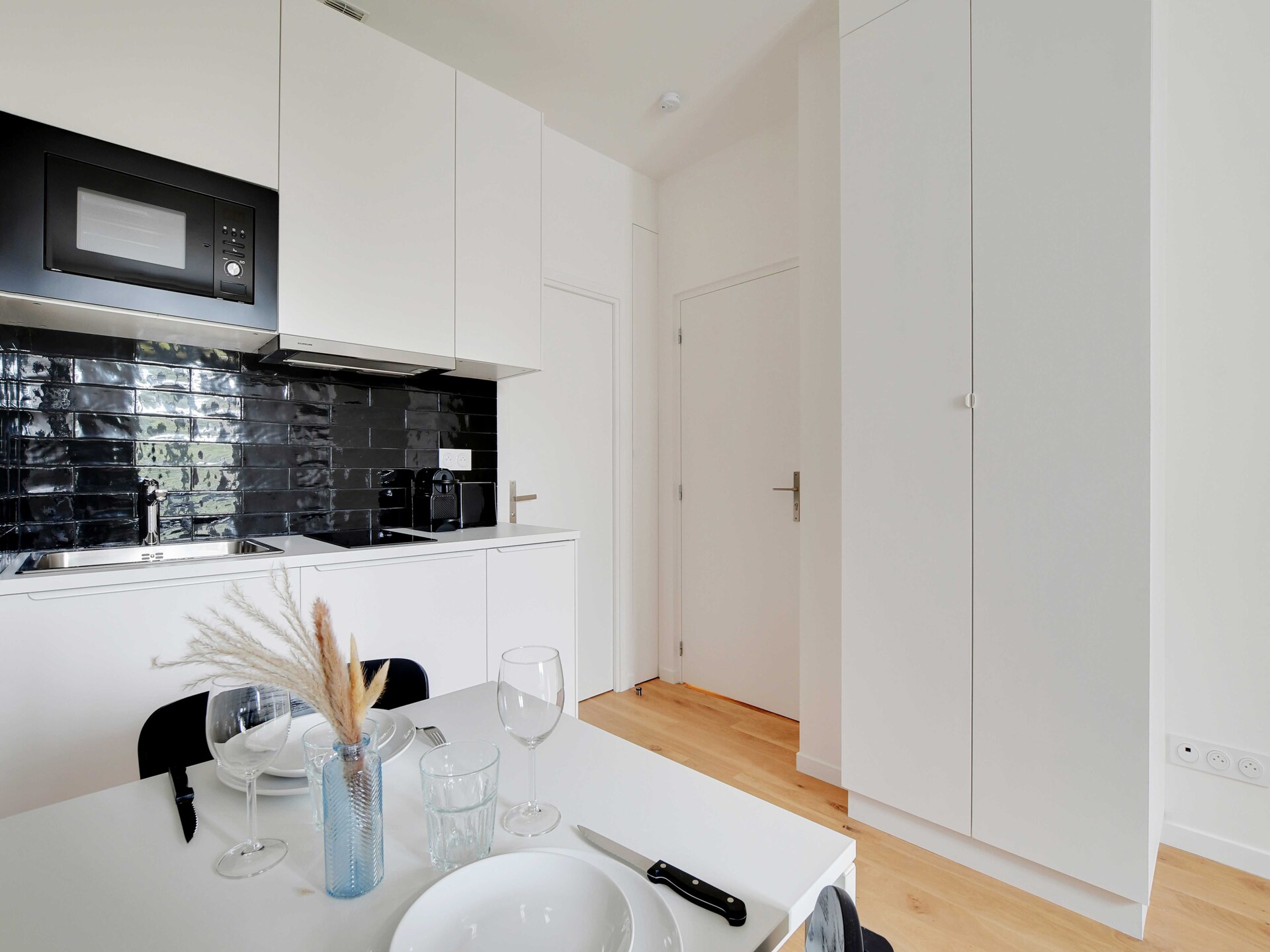 Compacte designstudio in Nanterre, 1 minuut van RER A - foto 7
