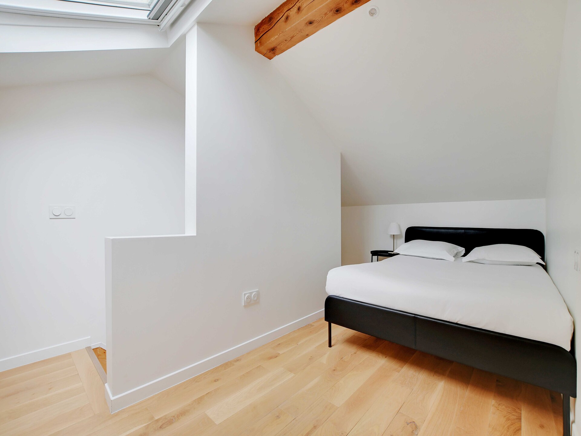Modern duplex appartement in Nanterre voor 2 personen - foto 10