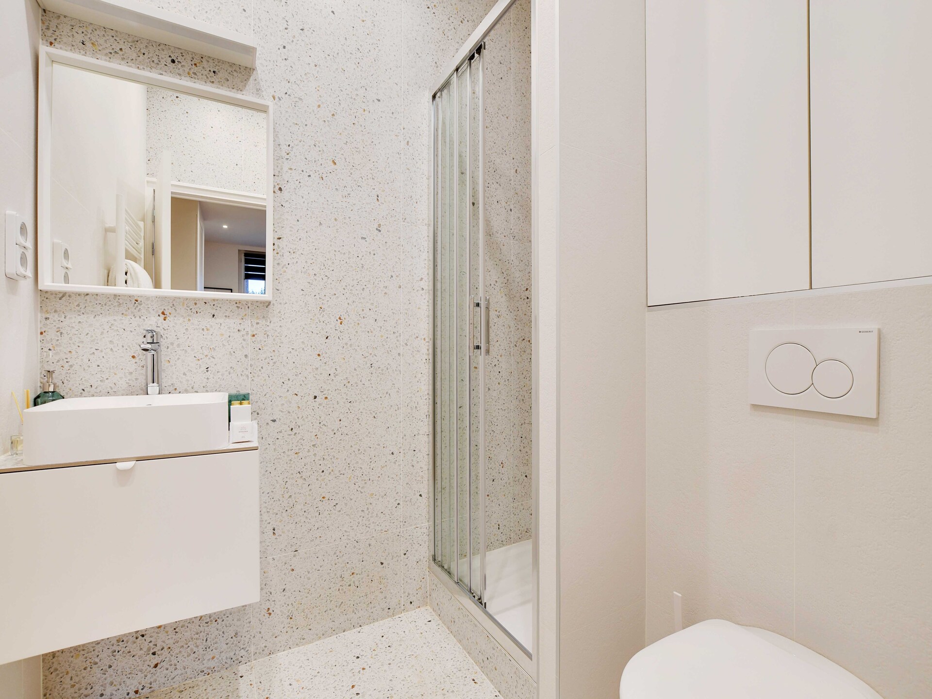 Compacte designstudio in Nanterre, op 1 minuut van RER A - foto 4