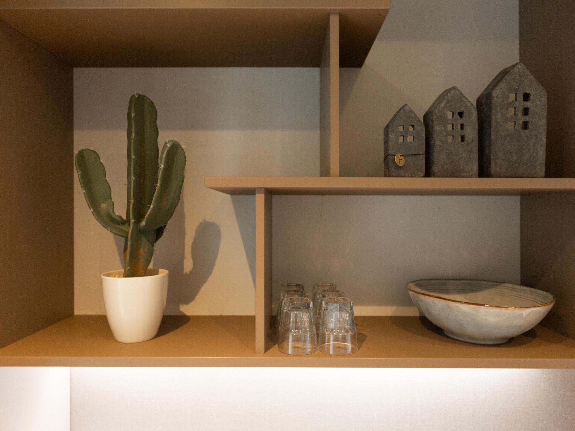 Stijlvol appartement aan de gracht in hartje Den Haag | 4p - foto 36