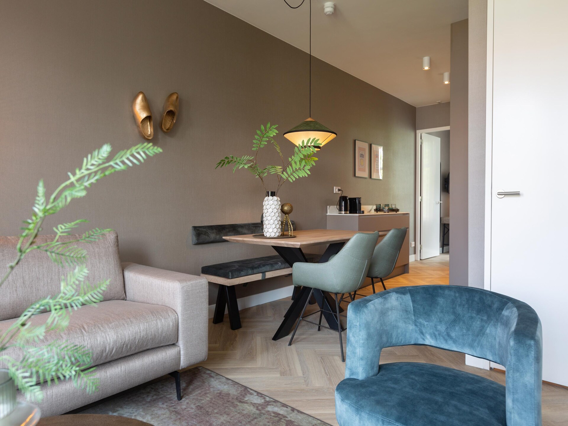 Stijlvol appartement aan de gracht in hartje Den Haag | 4p - foto 27