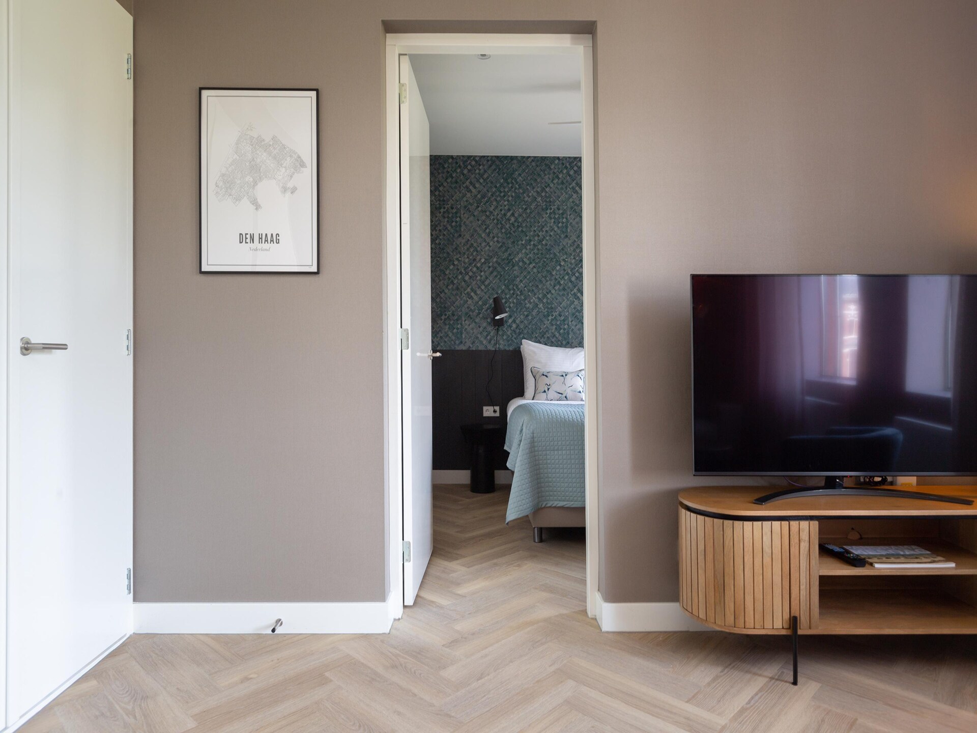 Stijlvol appartement aan de gracht in hartje Den Haag | 4p - foto 31