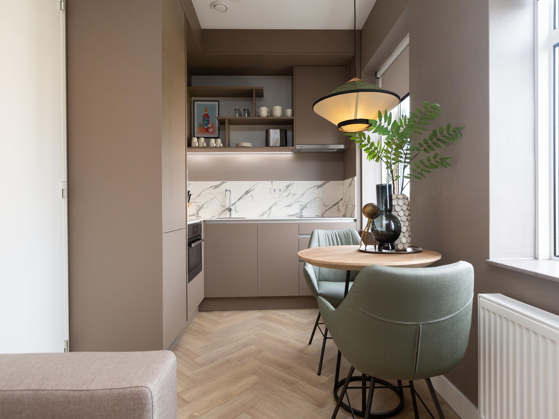 Sfeervol studio-appartement Maurits 5 in hippe Haagse wijk met grachtuitzicht - foto 3