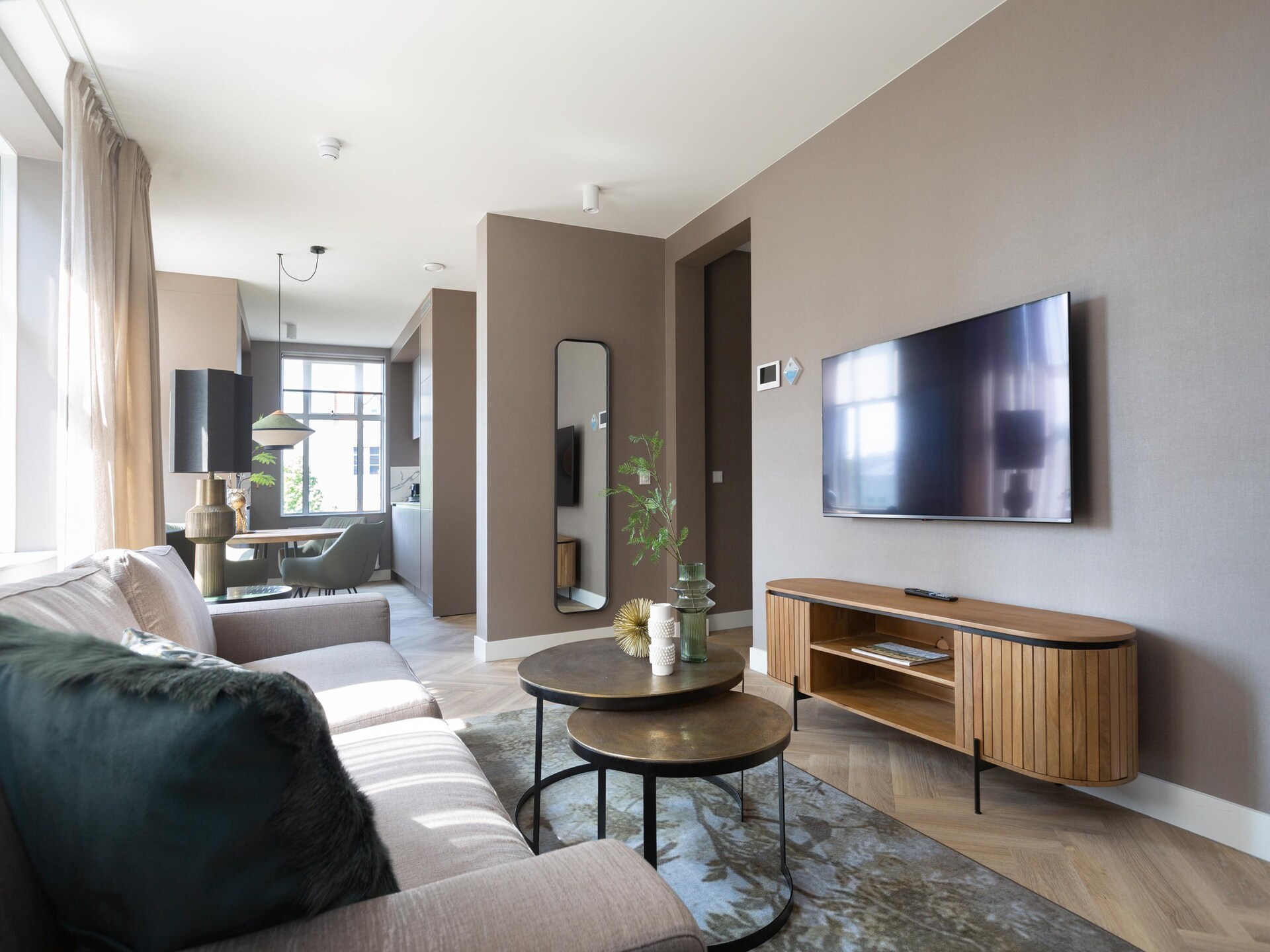 Stijlvol appartement met grachtenuitzicht in levendige Haagse wijk - foto 27