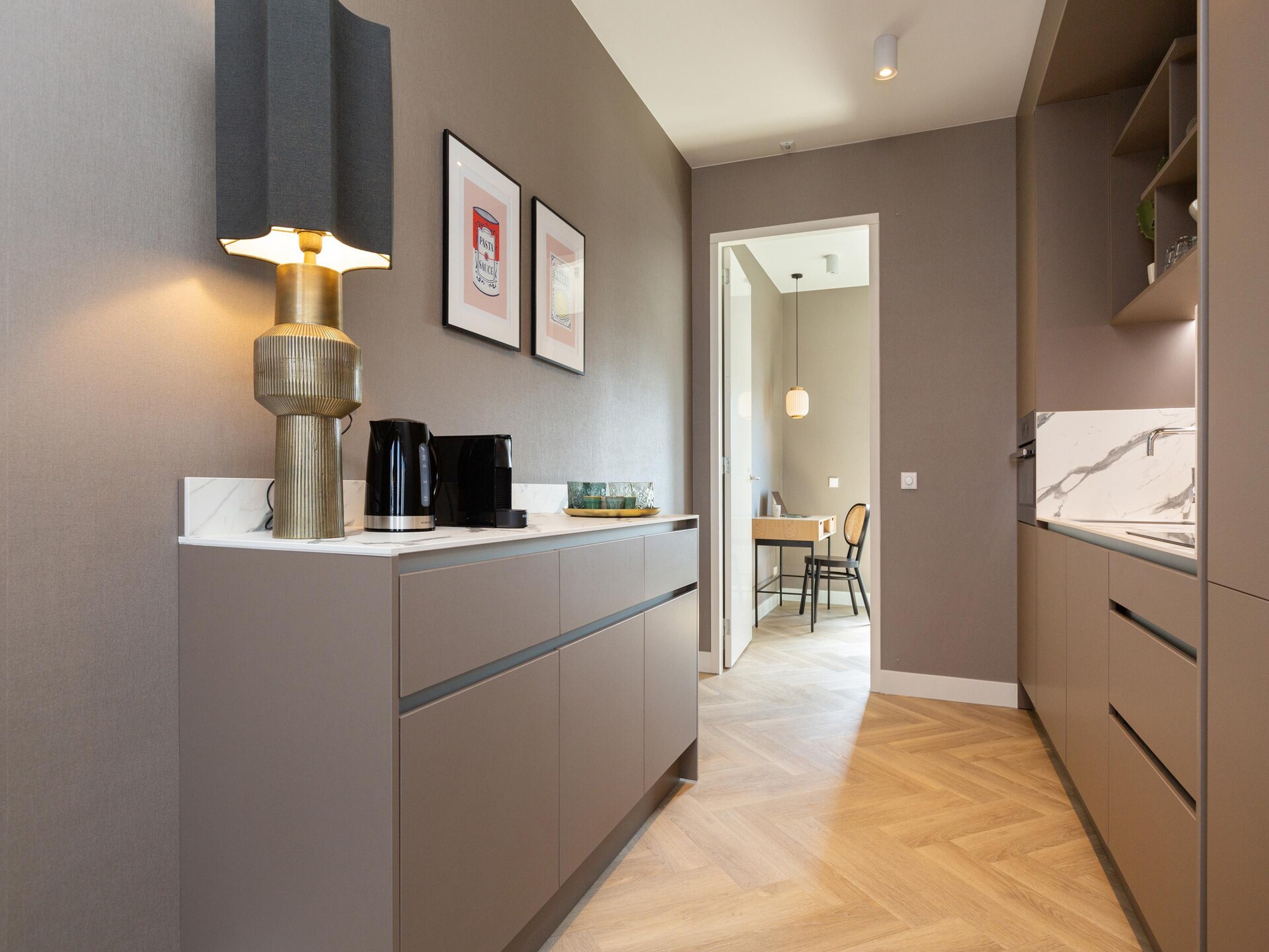 Stijlvol penthouse met panoramisch uitzicht in hartje Den Haag - foto 10