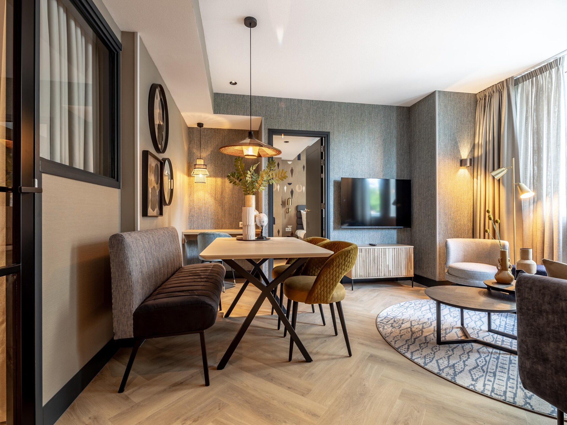 Stijlvol gezinsappartement in hartje Delft met tuin en airco - foto 18