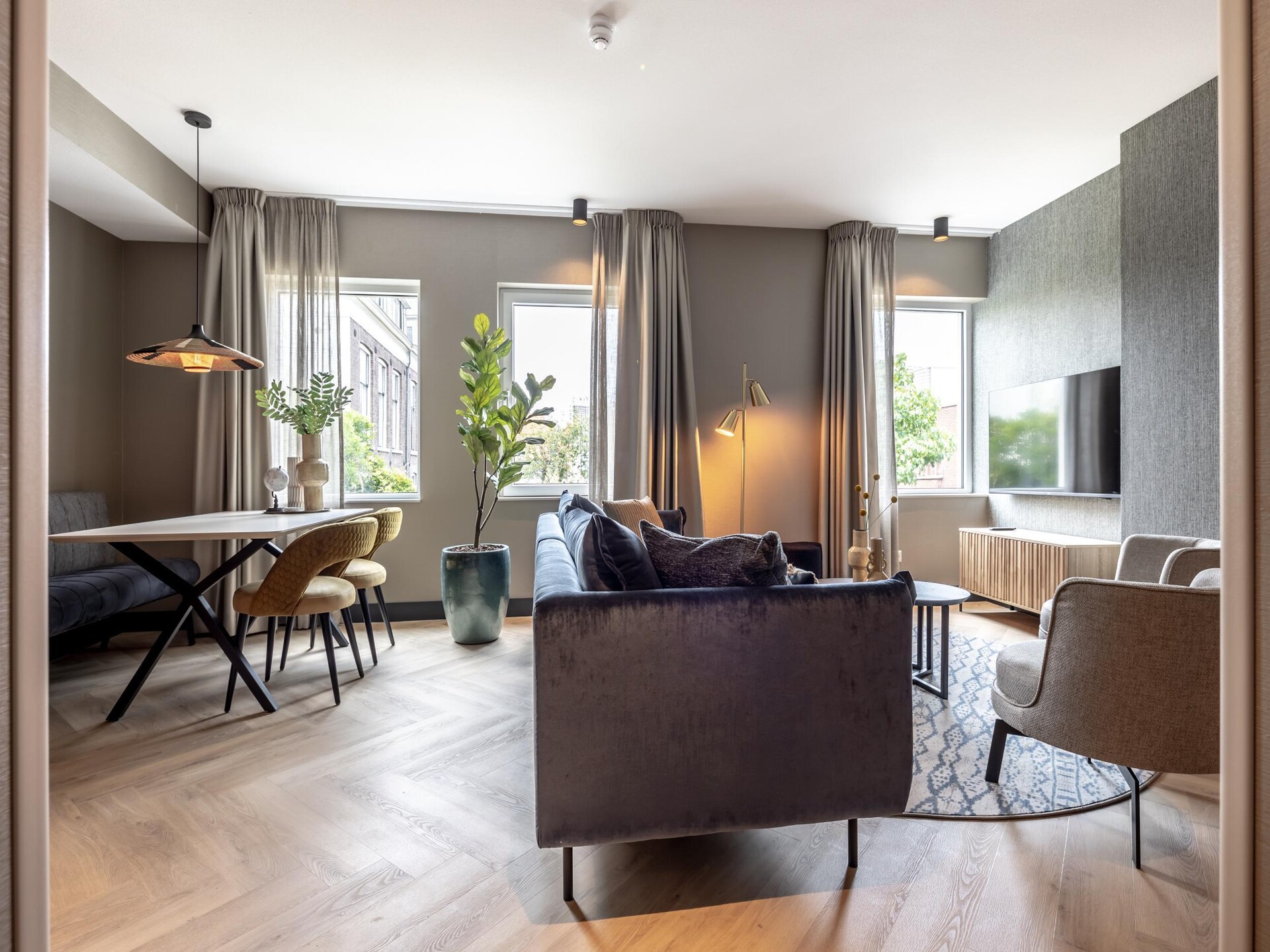 Stijlvol gezinsappartement in hartje Delft met tuin en airco - foto 15