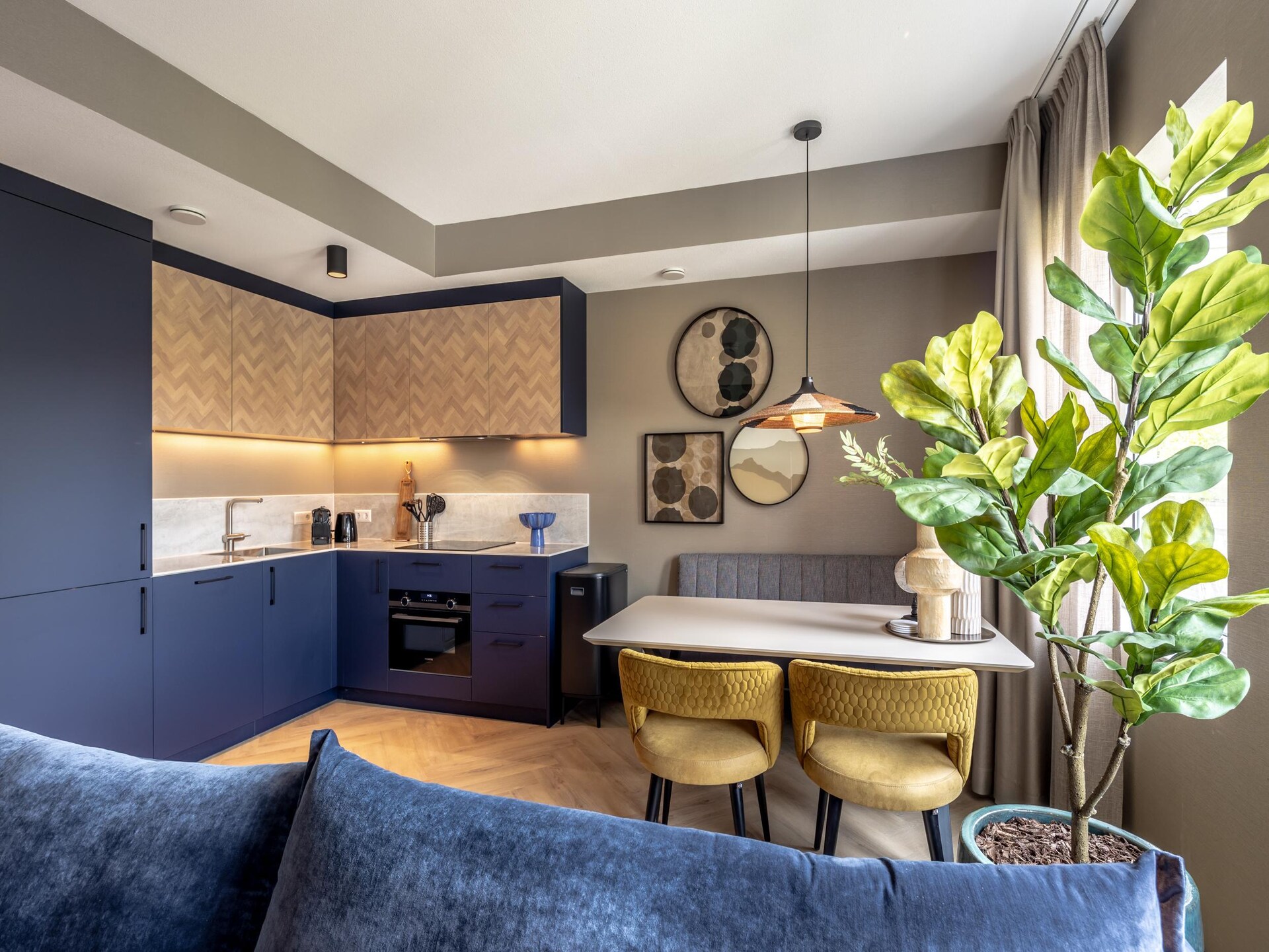 Stijlvol gezinsappartement in hartje Delft met tuin en airco - foto 25