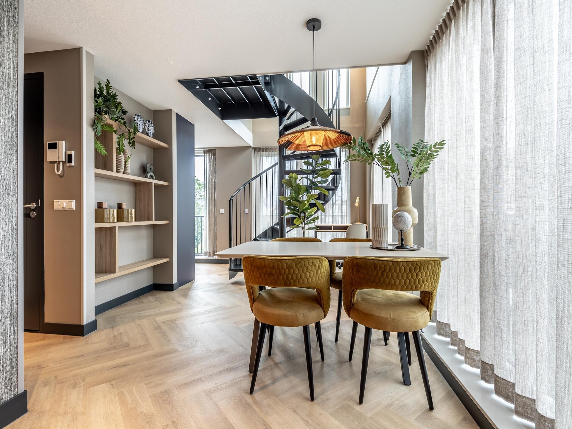 Stijlvol gezinsappartement Delft 3B met tuin, airco en 2 slaapkamers - foto 5