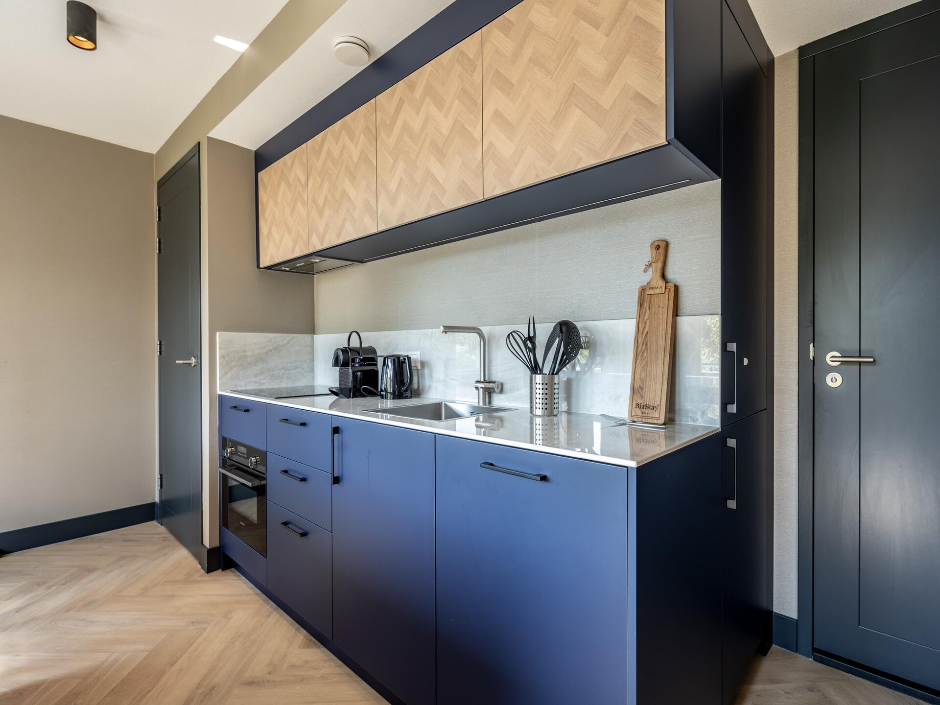 Grachtenappartement Delft: uniek verblijf met uitzicht en airconditioning - foto 7